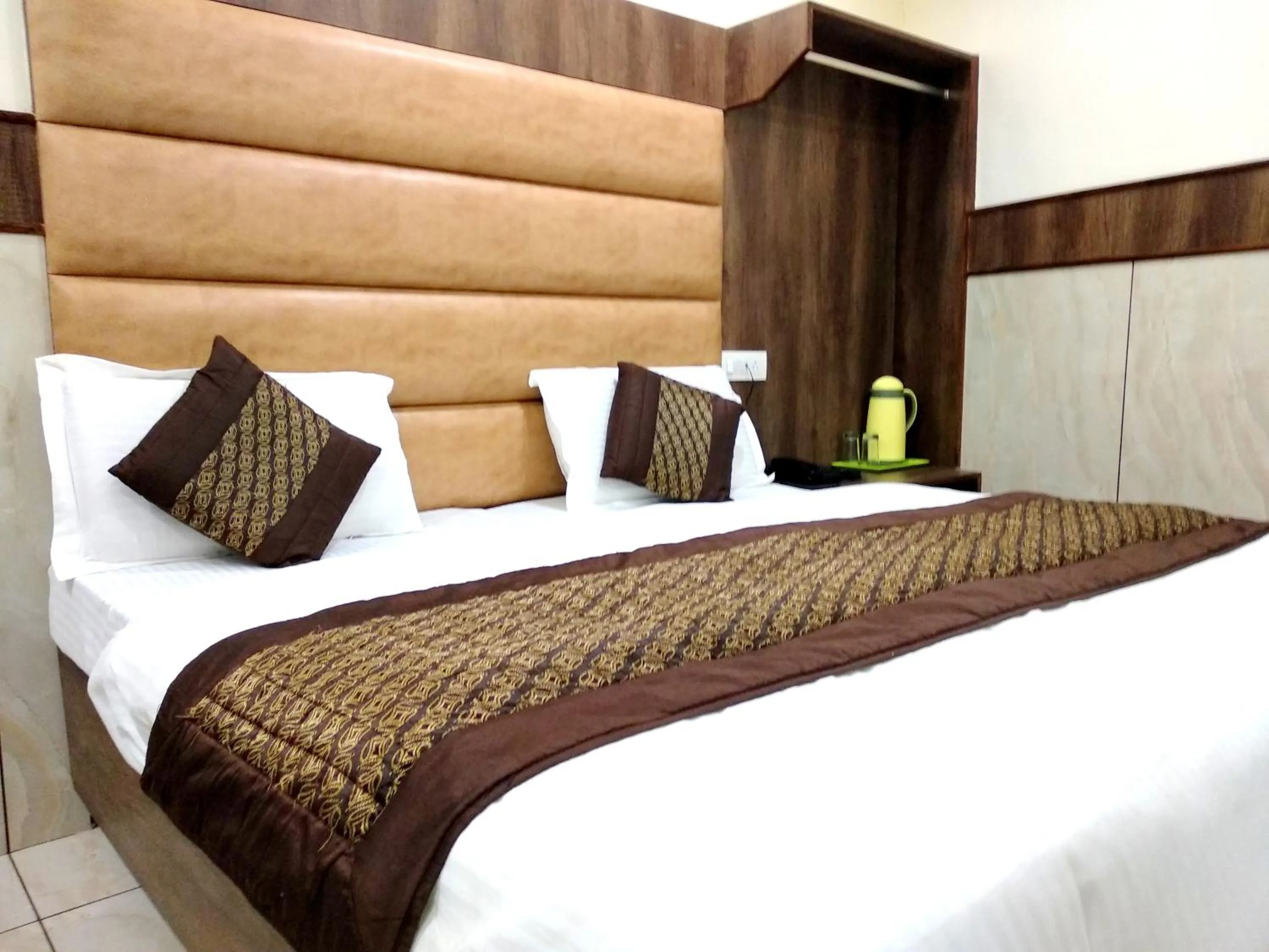 Bedroom in Hotel Raghunath
