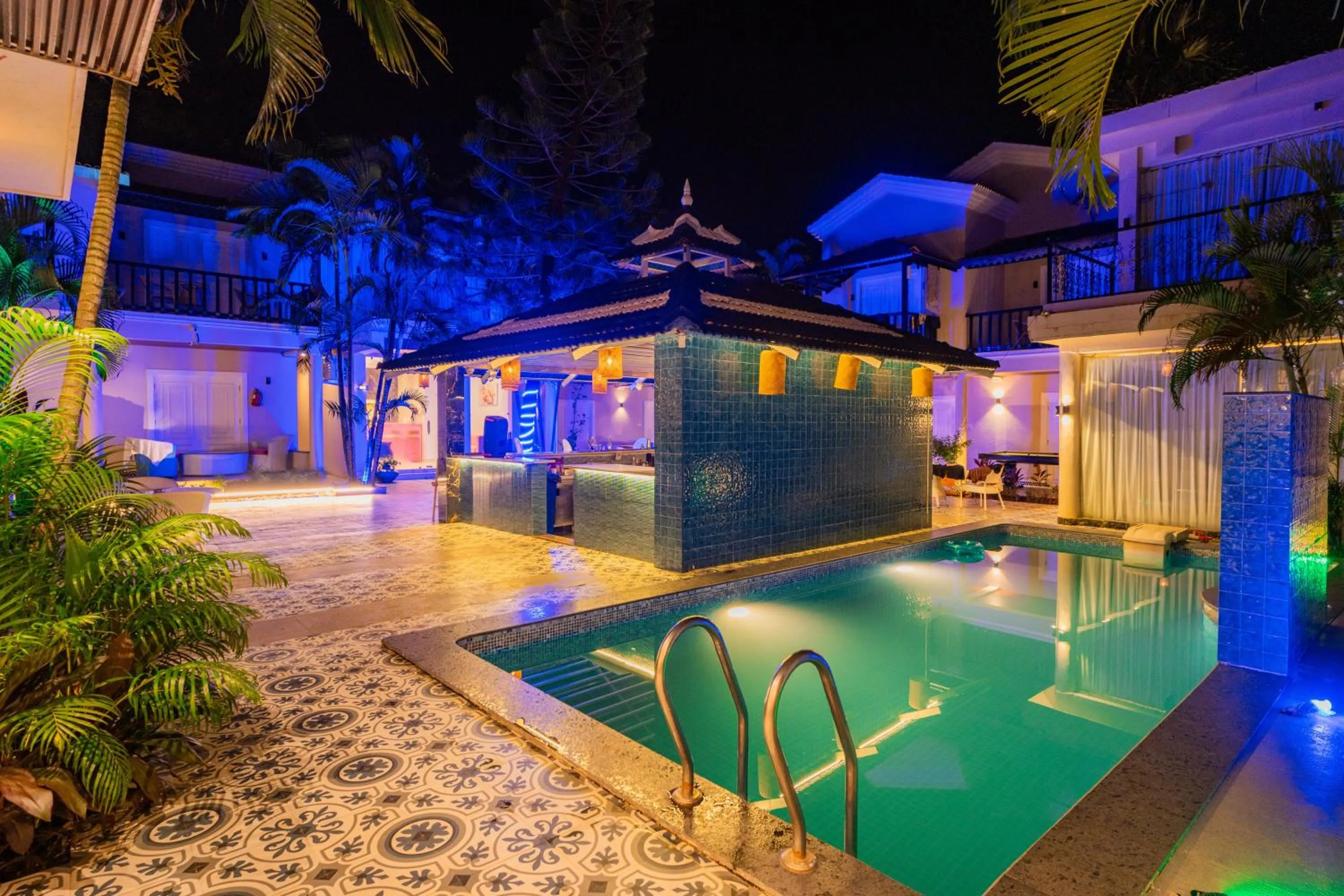 Property building in Emperor Ozran by Alaya Stays