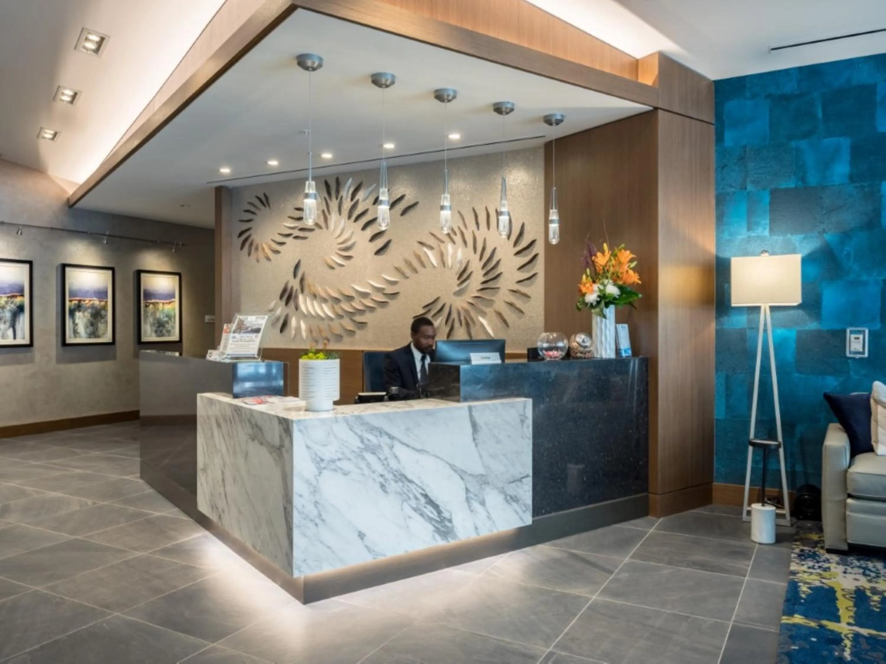 Lobby or reception in Global Luxury Suites Bethesda Chevy Chase