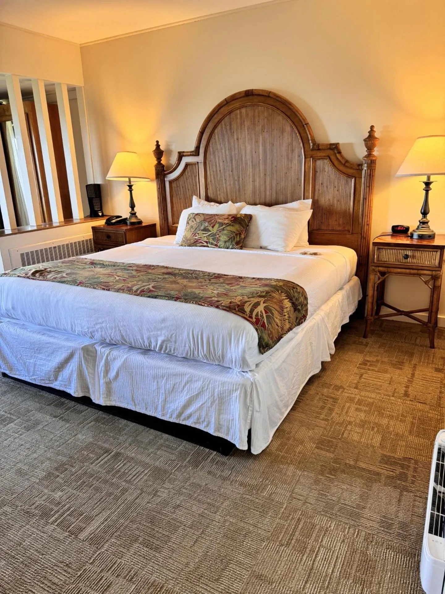 Hawaii Volcano House