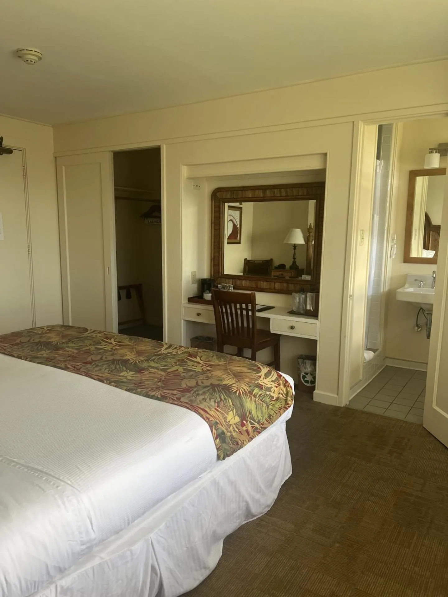 Hawaii Volcano House