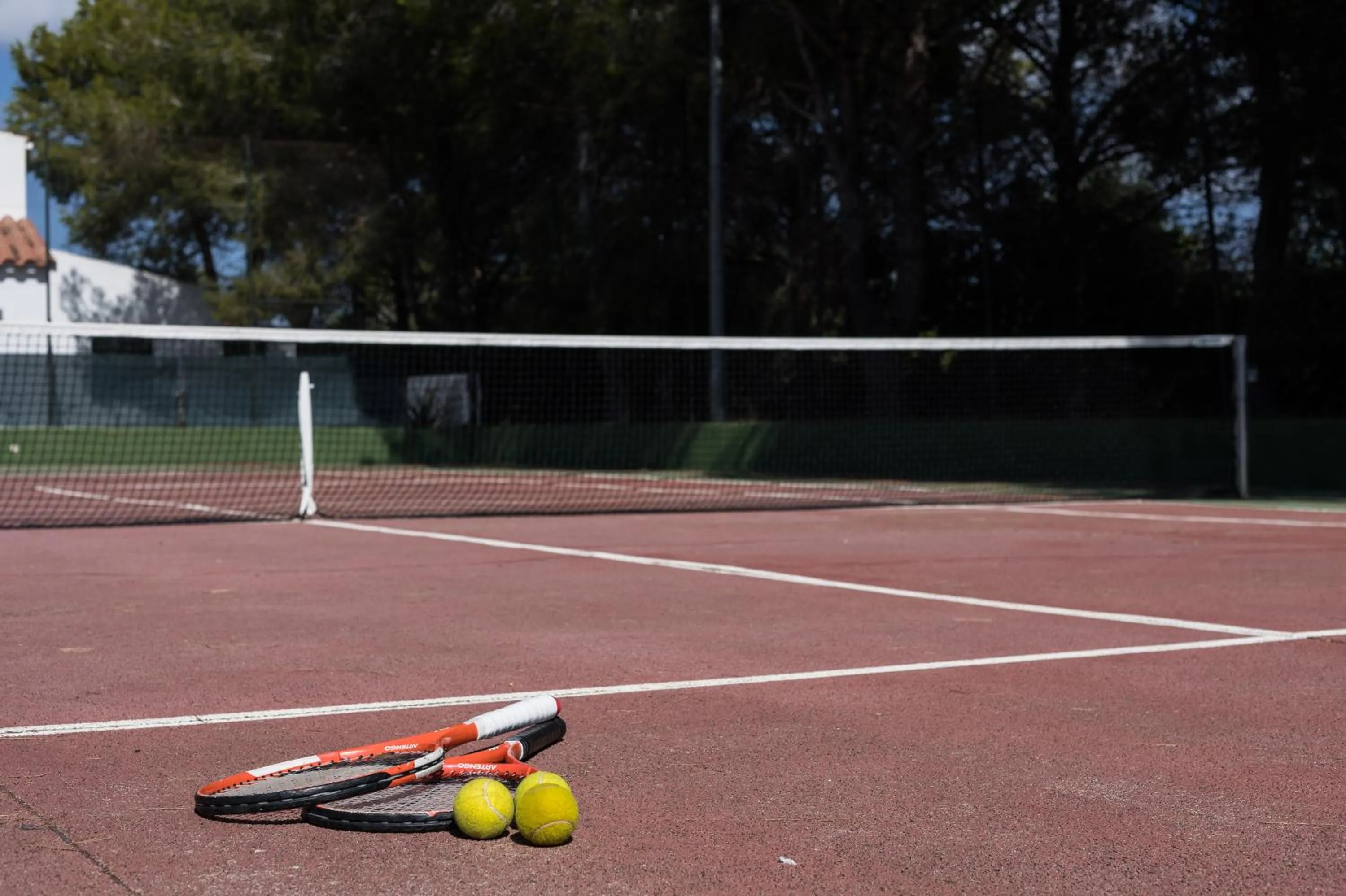 Tennis court in Sagitario Playa