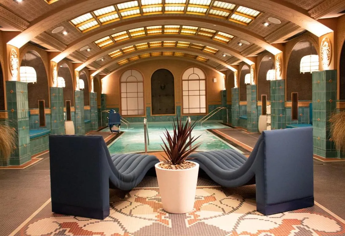 Virgin Hotels Las Vegas by Suiteness