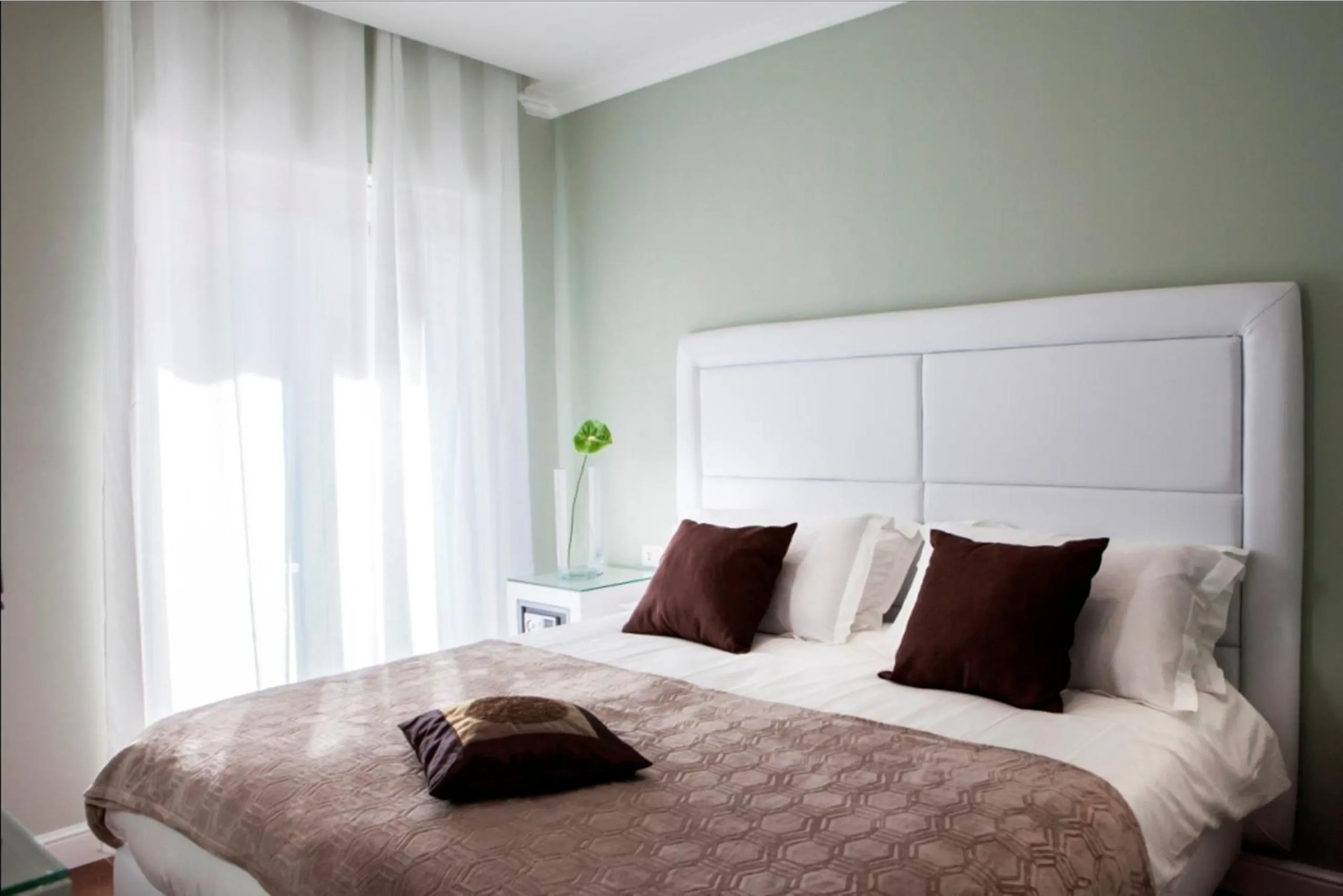 Photo of the whole room, Bed in Bougainvillea Relais