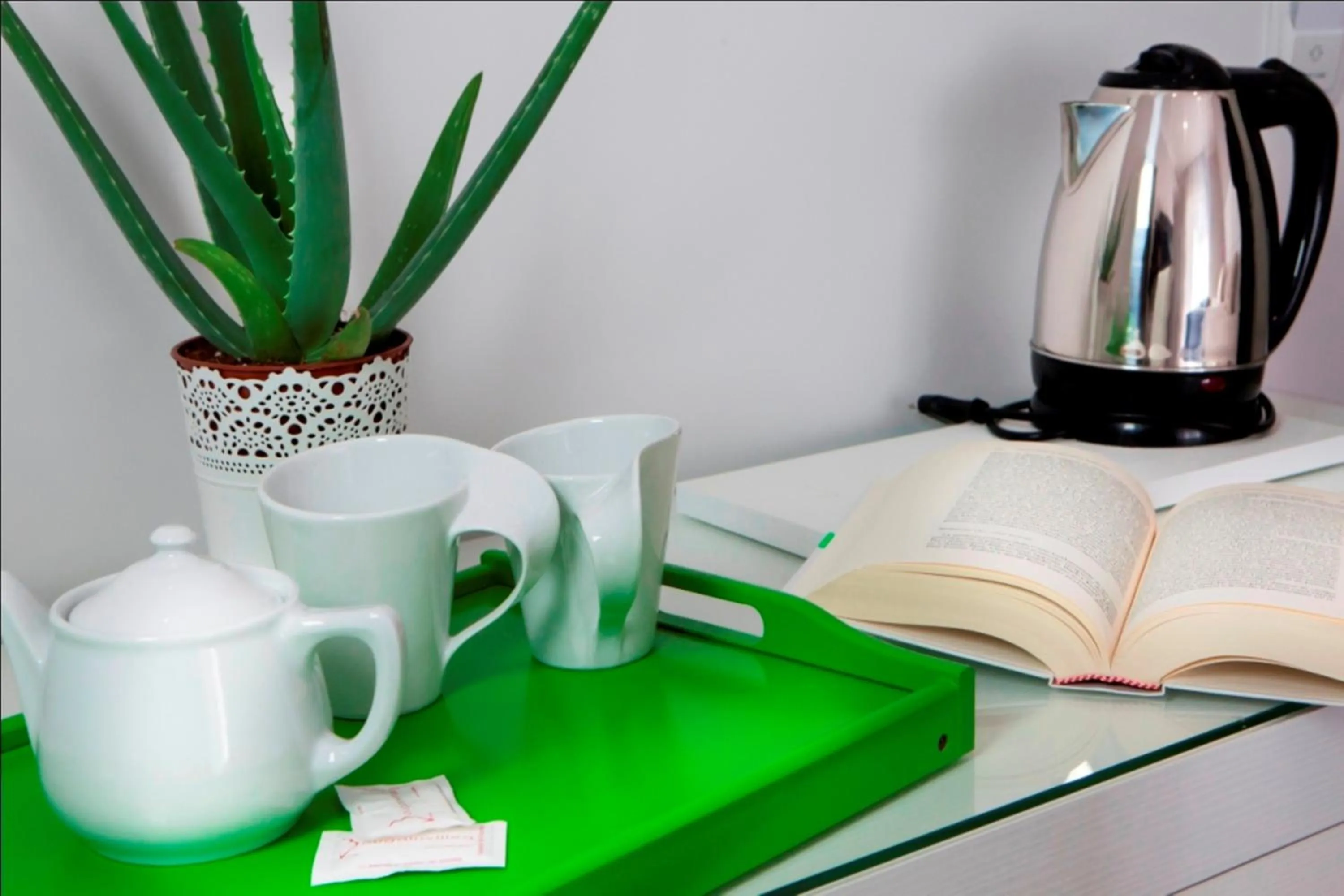 Coffee/tea facilities in Bougainvillea Relais
