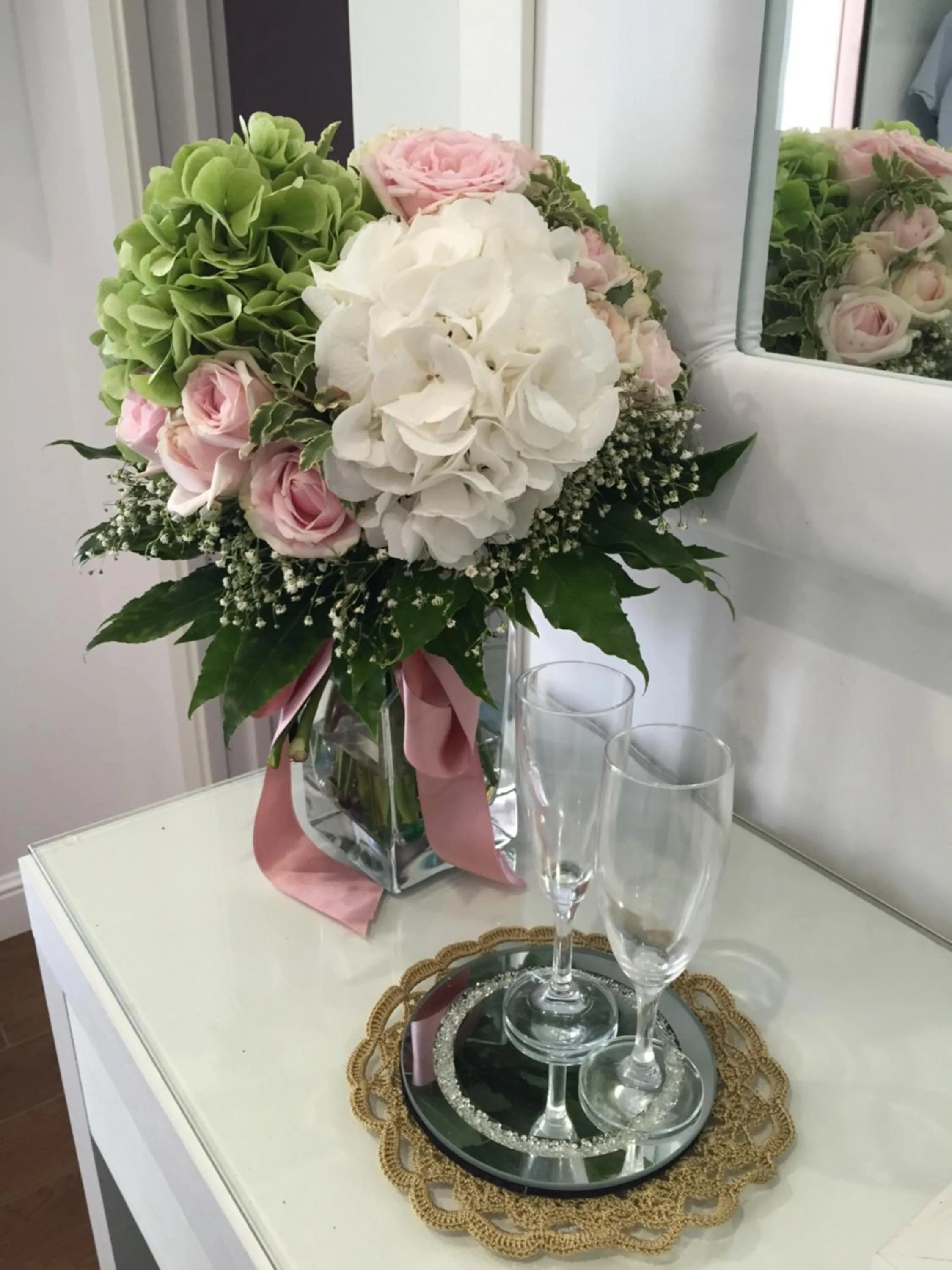 Decorative detail in Bougainvillea Relais