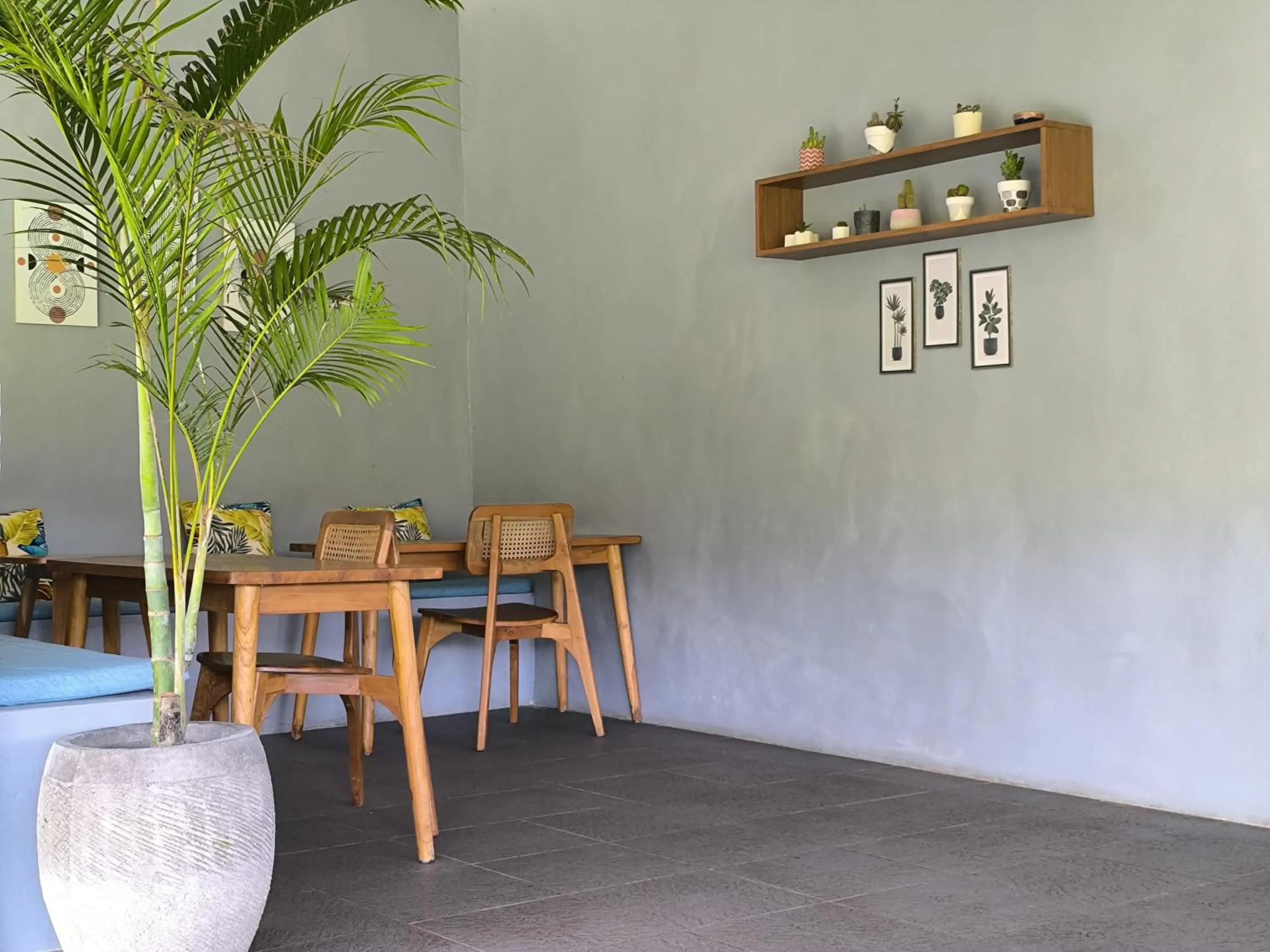 Restaurant/places to eat in Sun Grace Penida Cottage