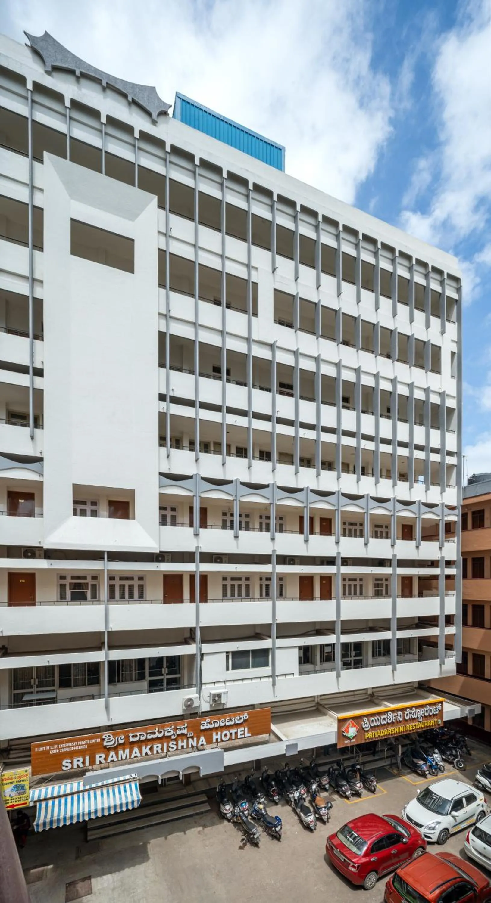 Property building in Sri Ramakrishna Hotel