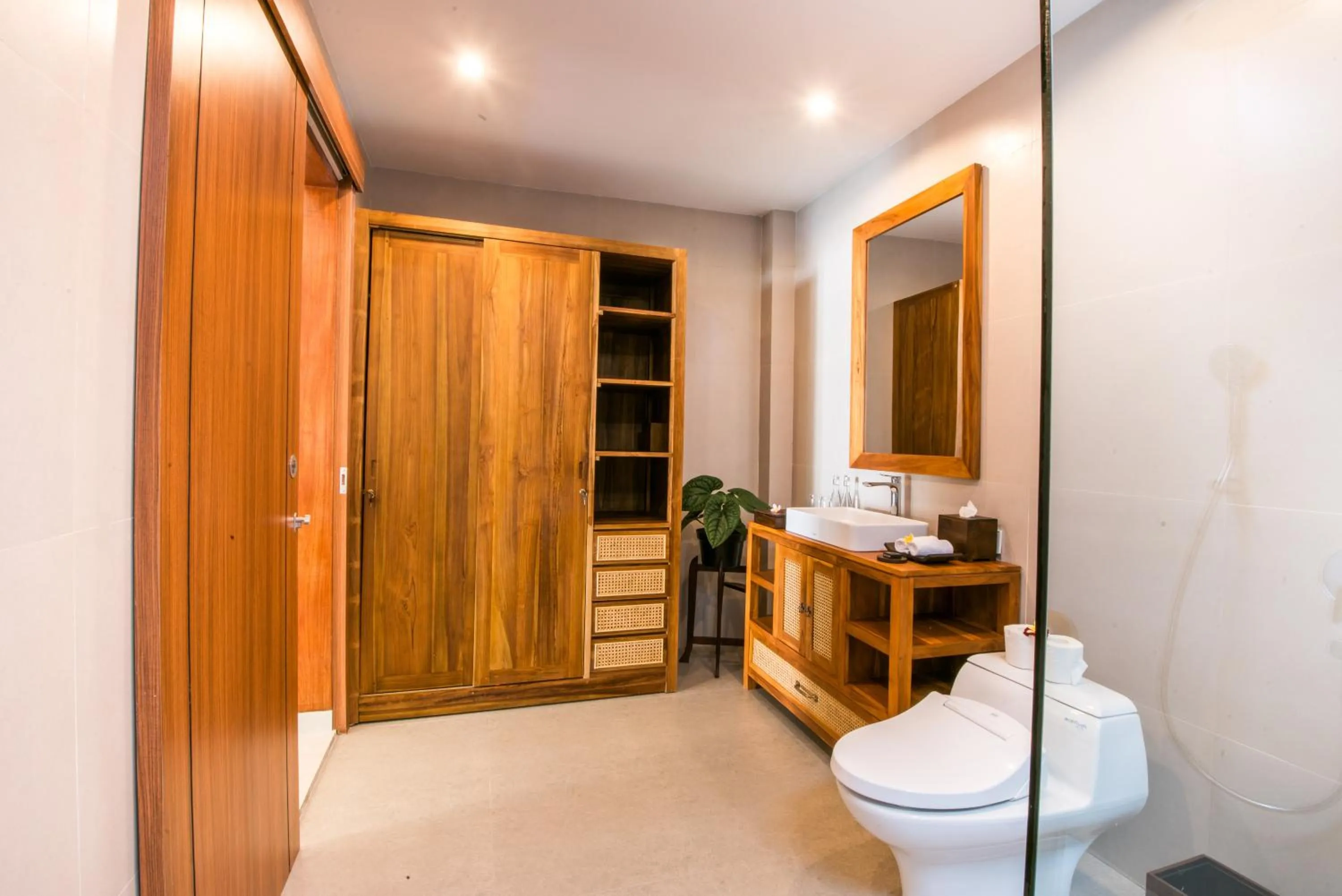 Toilet in Bhumi Sangtu Ubud