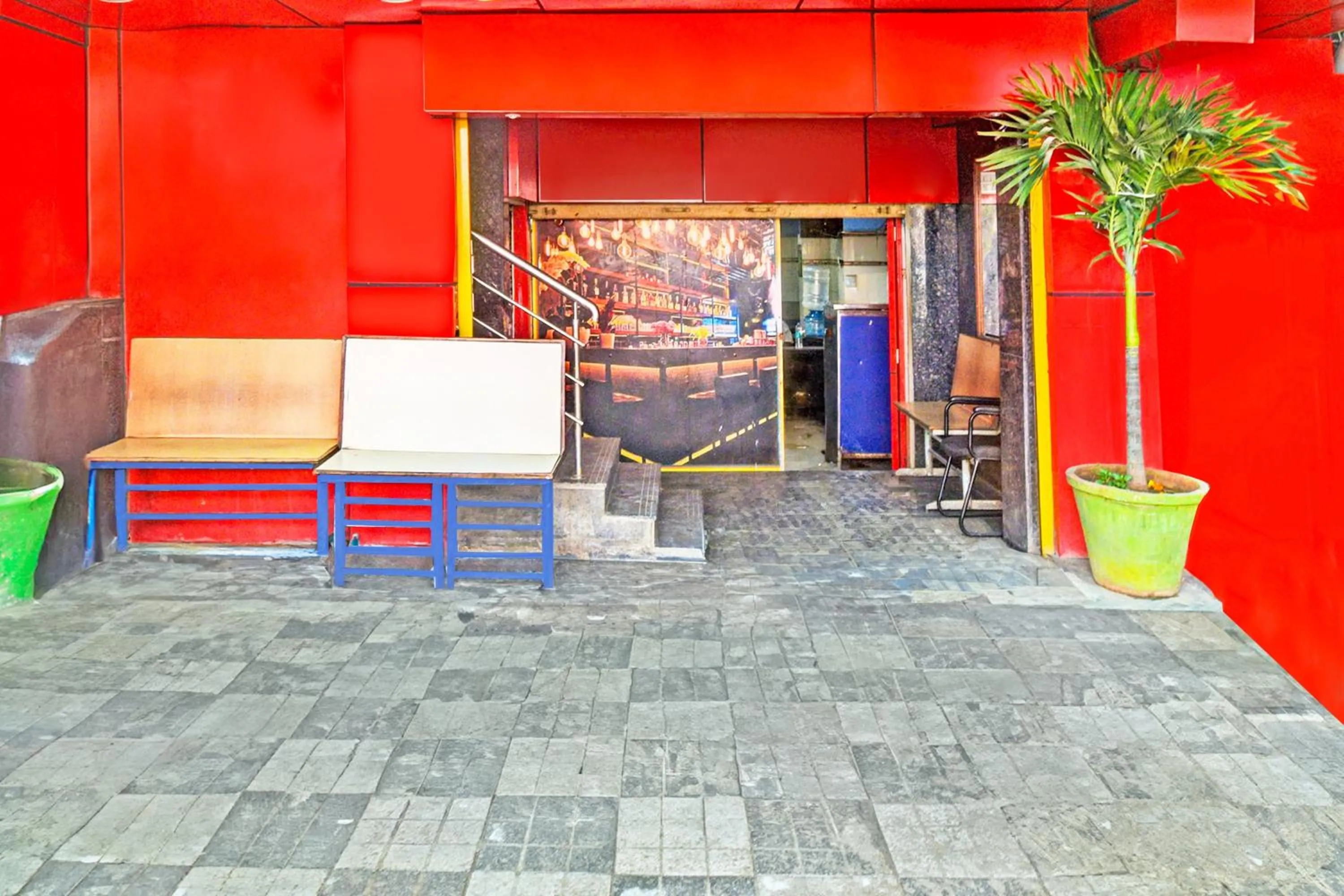 Facade/entrance in Super Collection O Medipally