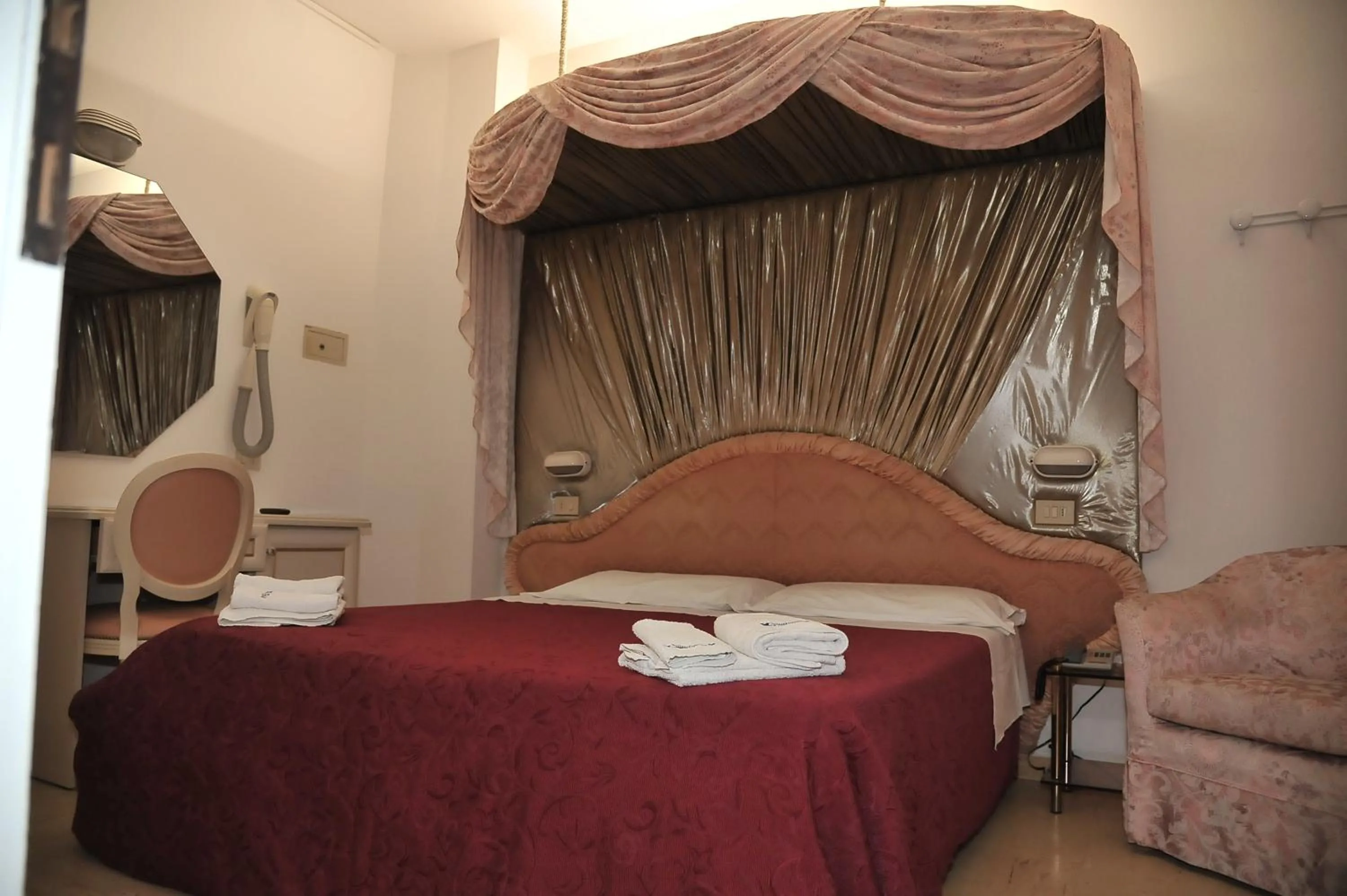 Photo of the whole room, Bed in Hotel Baia Marina