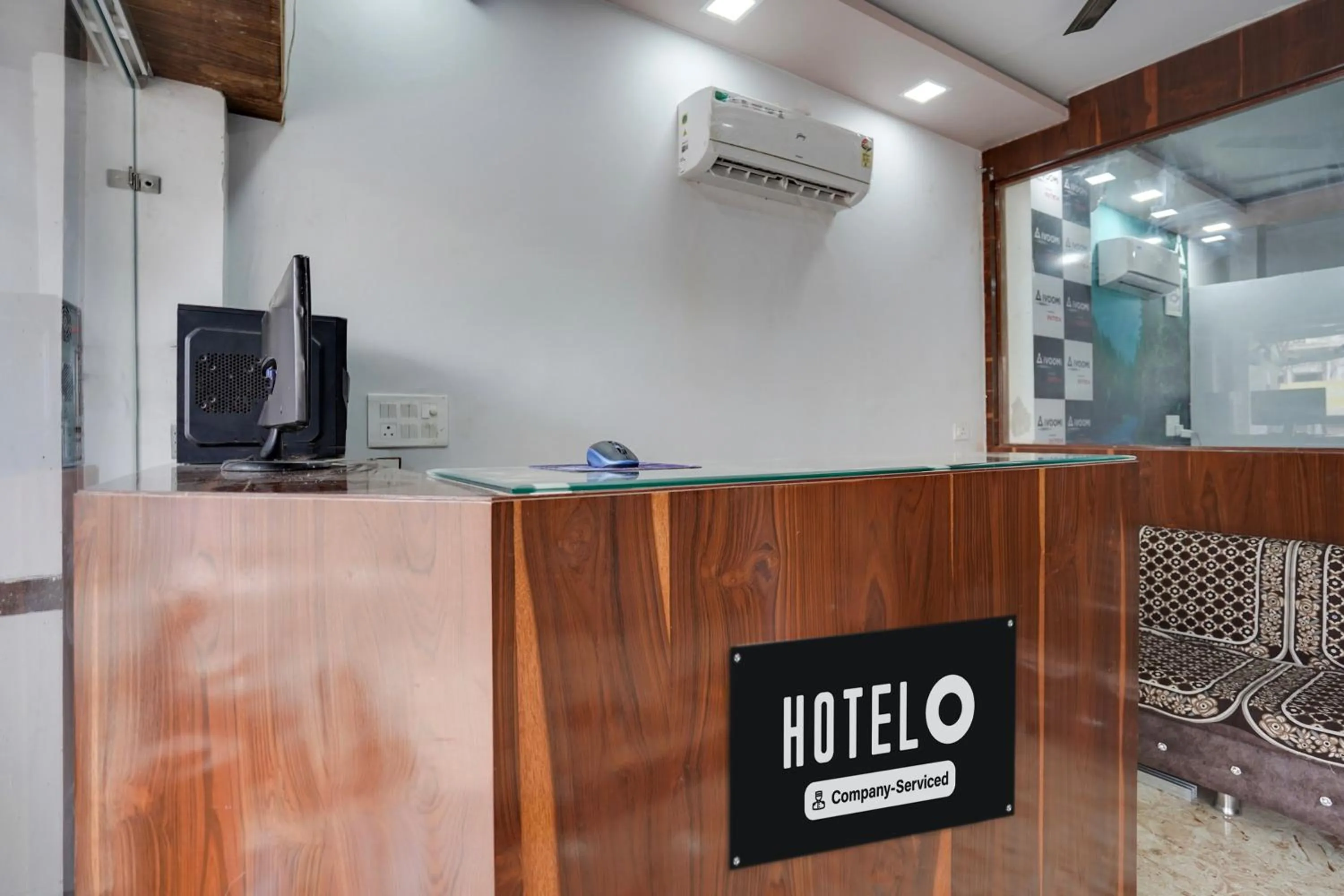 Lobby or reception in Super Hotel O Ajmer Central formerly Grand Suman