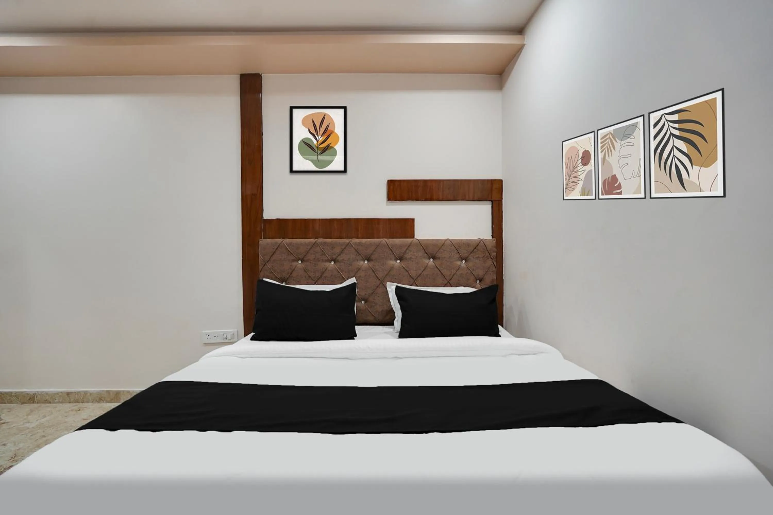 Bedroom, Bed in Super Hotel O Ajmer Central formerly Grand Suman