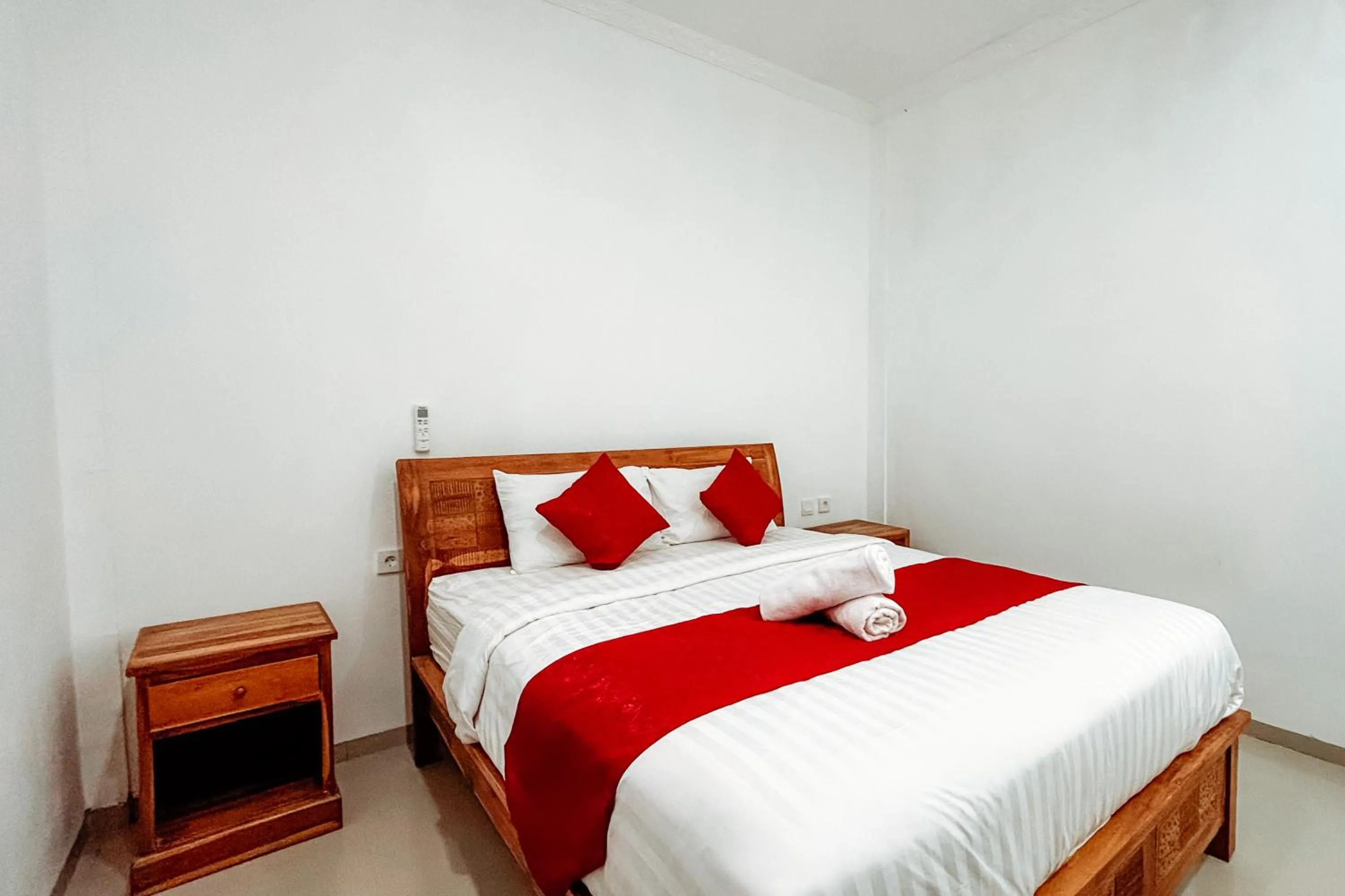 Bed in The Wahyu Villa Uluwatu