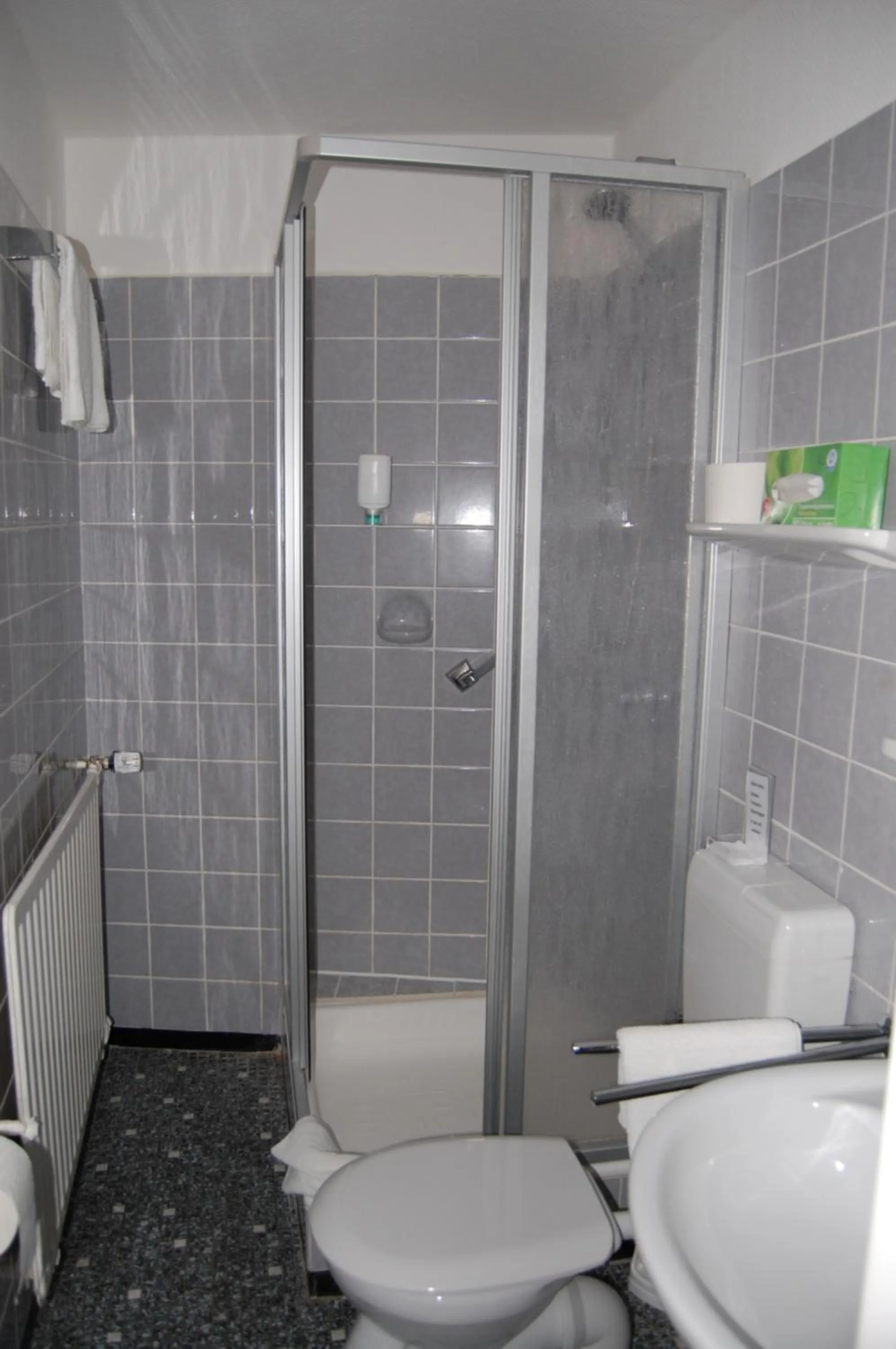 Bathroom in Park Hotel