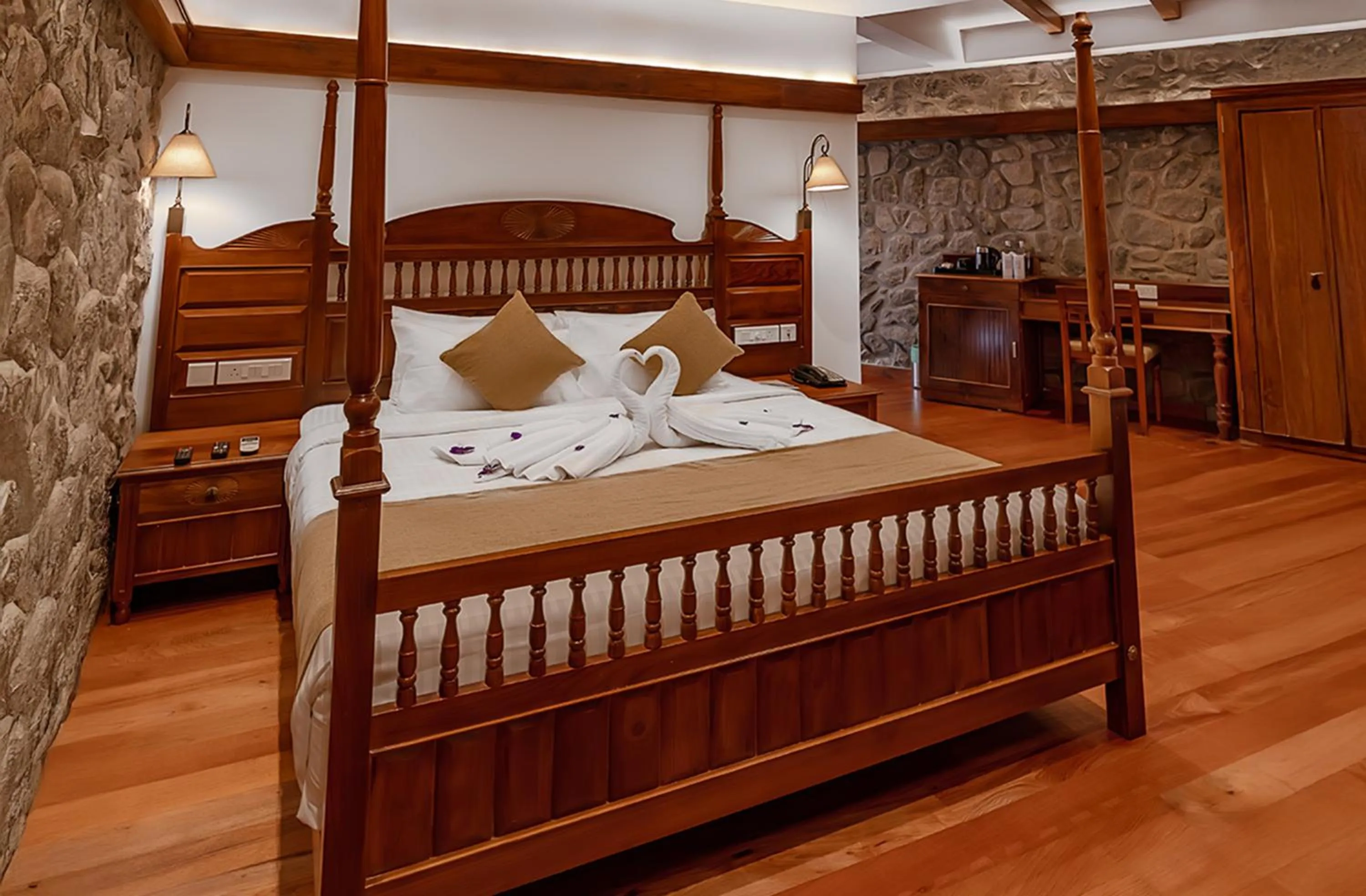 Bed in Le Montfort Resort