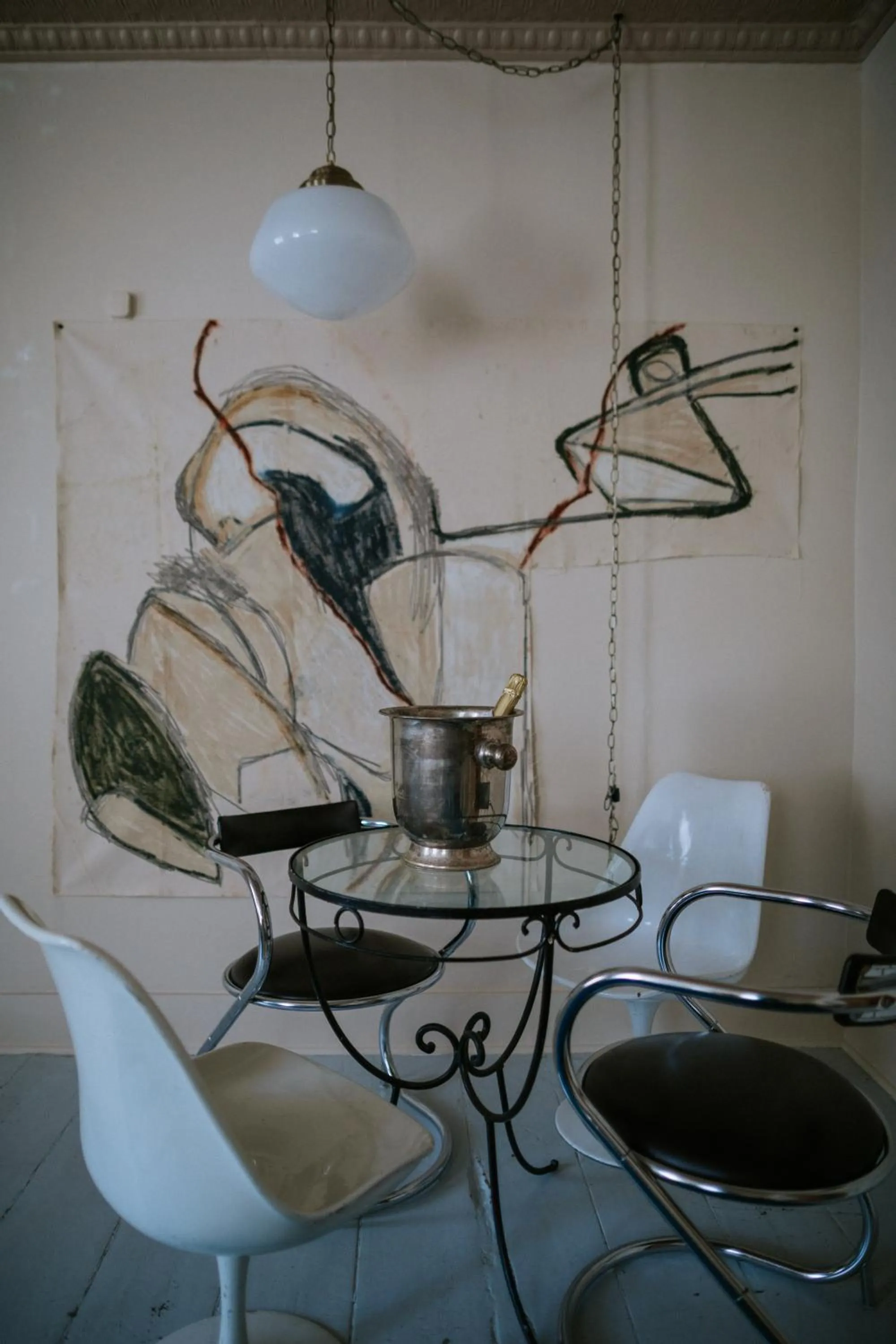 Dining area in KIngston Carriage House