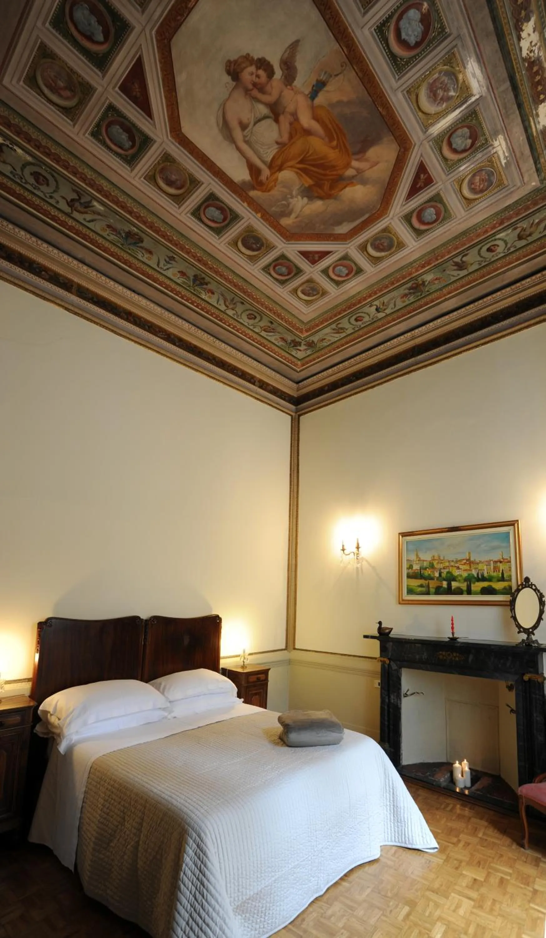 Photo of the whole room, Bed in Antica Dimora