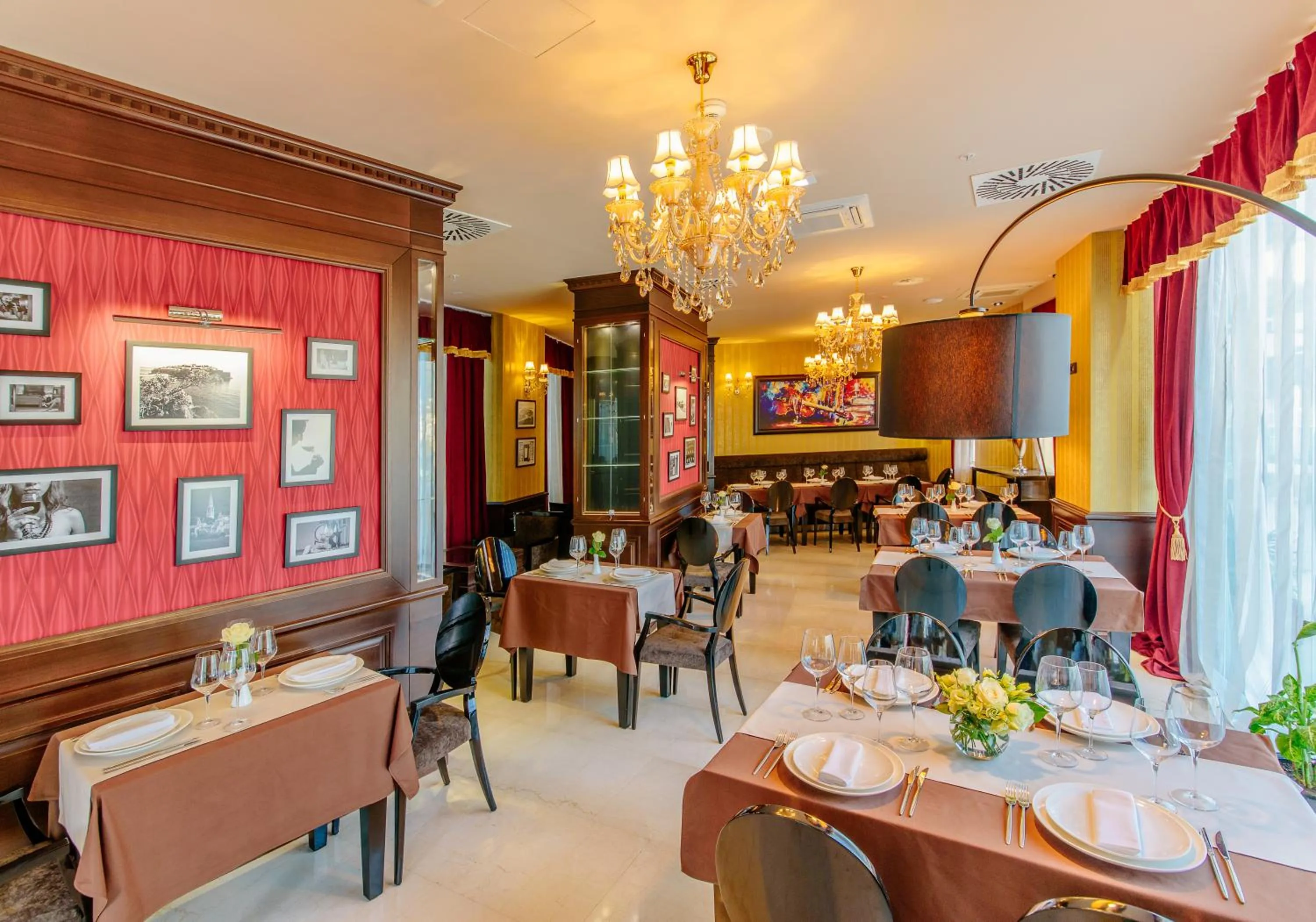 Restaurant/places to eat in Hotel Tre Canne