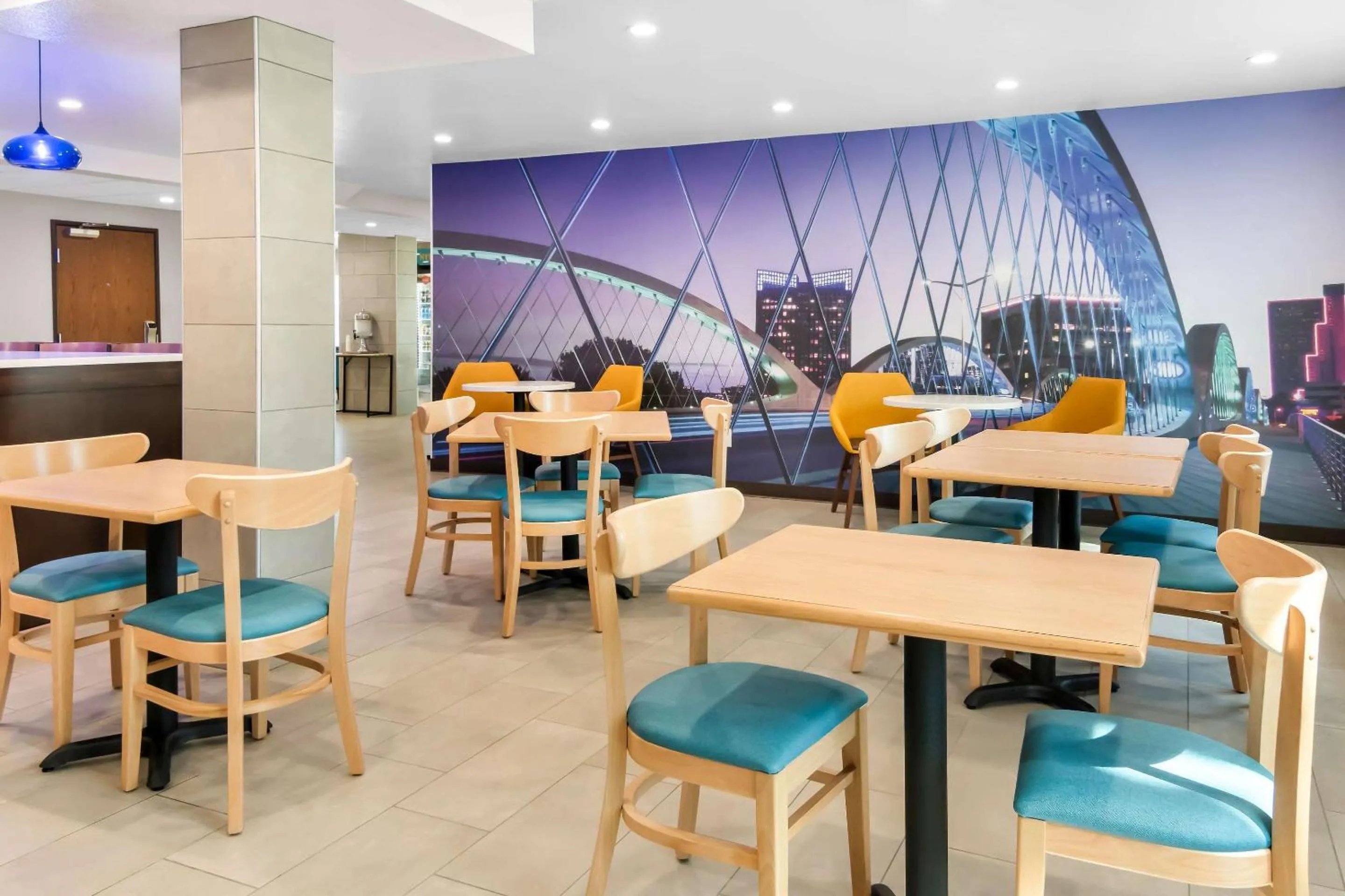 Breakfast in Clarion Pointe