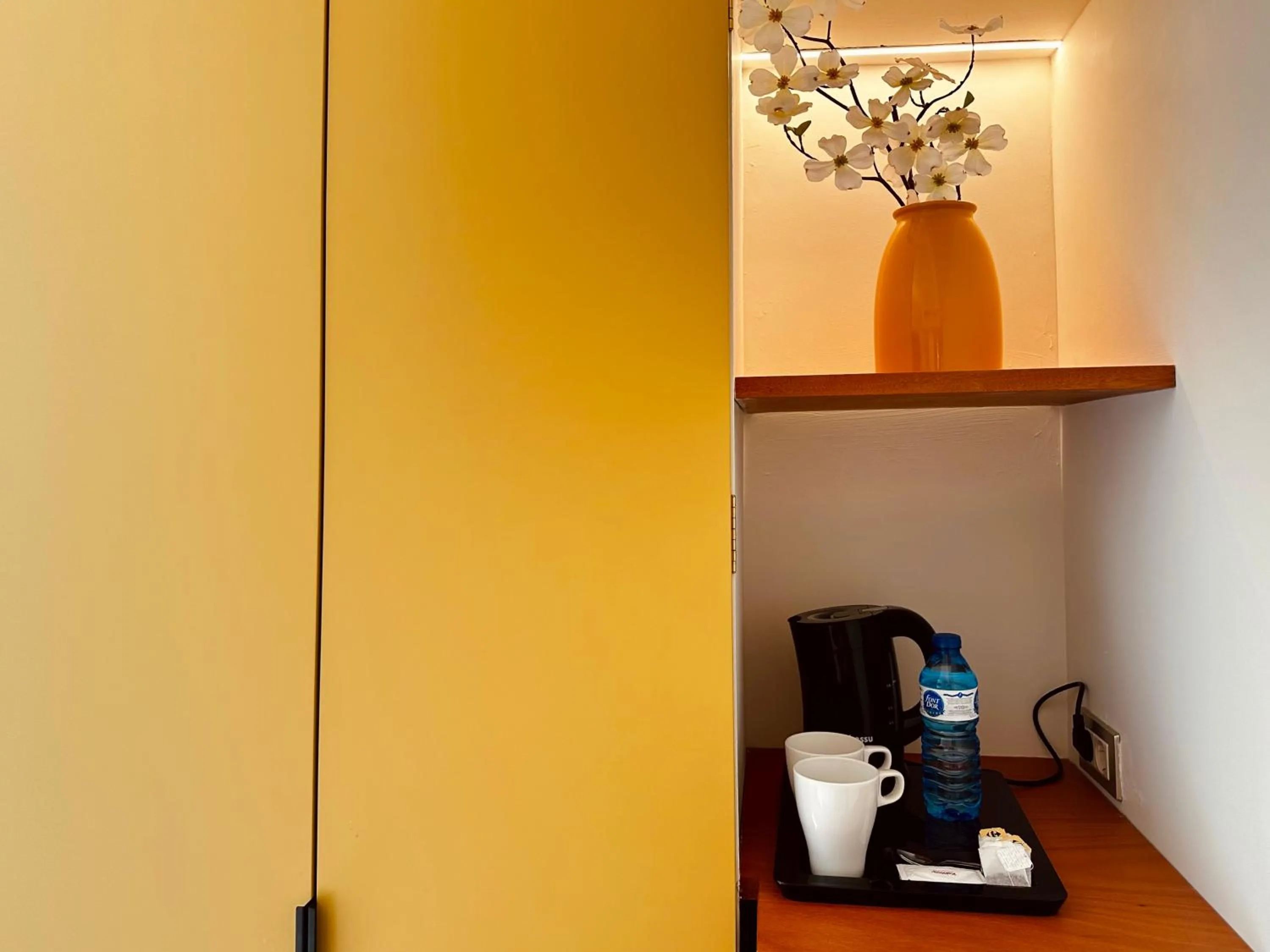 Coffee/tea facilities in Hotel SunClub CalaVinya - Adults Recommended