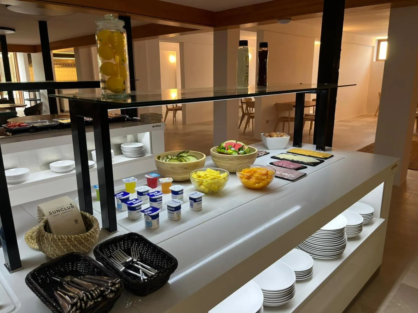 Kitchen or kitchenette in Hotel SunClub CalaVinya - Adults Recommended