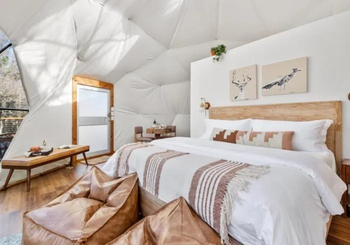 Bed in Onera Fredericksburg