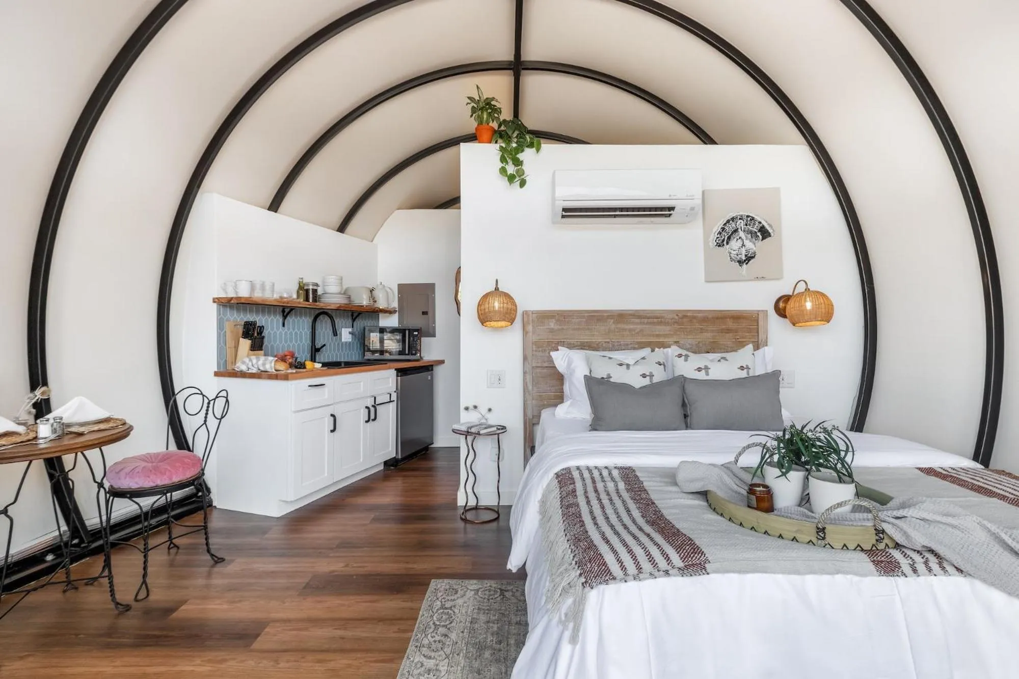 Bed in Onera Fredericksburg