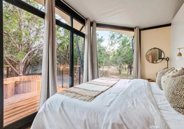 Bed in Onera Fredericksburg