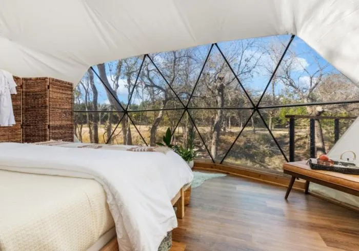 Bed in Onera Fredericksburg