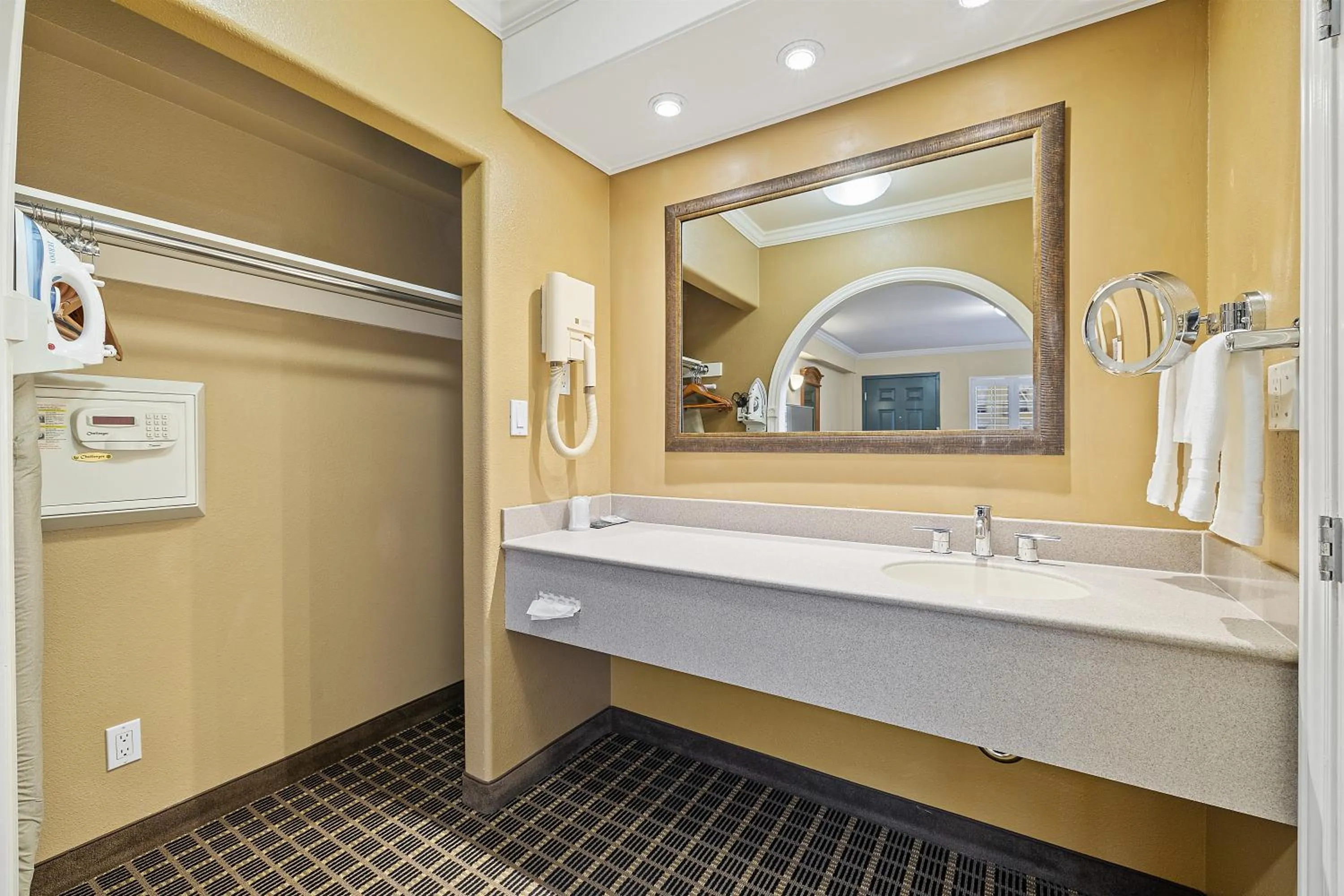 Alexis Park San Francisco