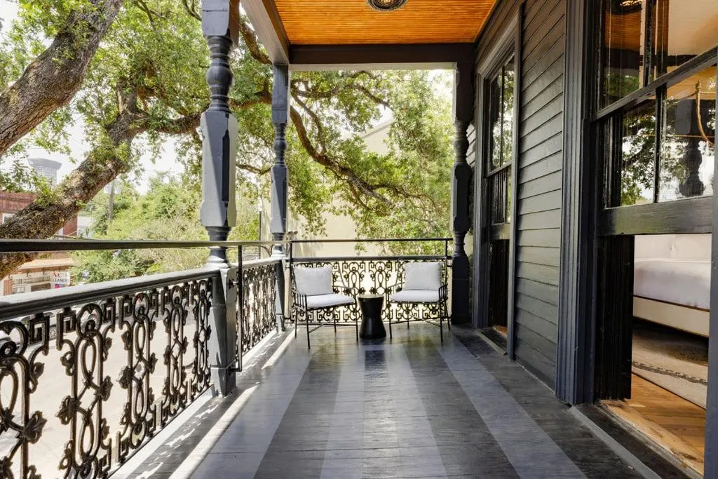 Bed in Blackbird Hotel