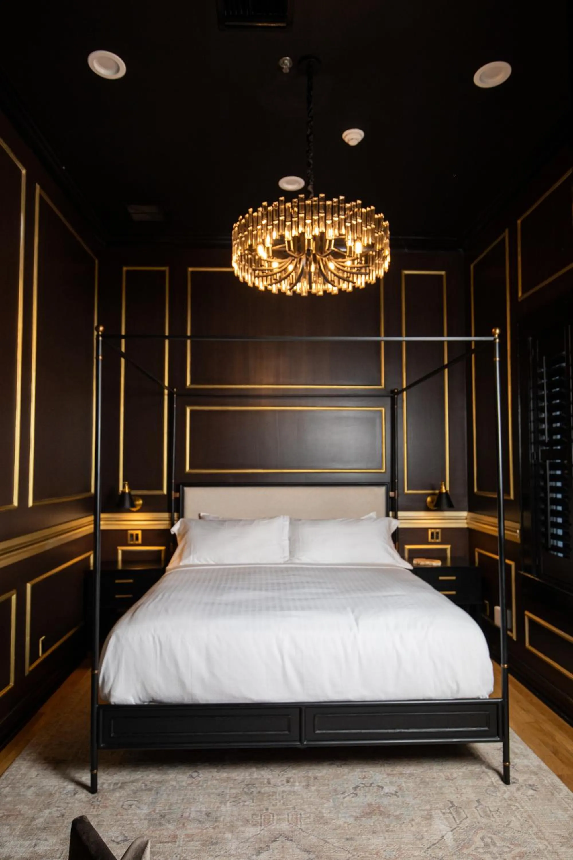 Bed in Blackbird Hotel