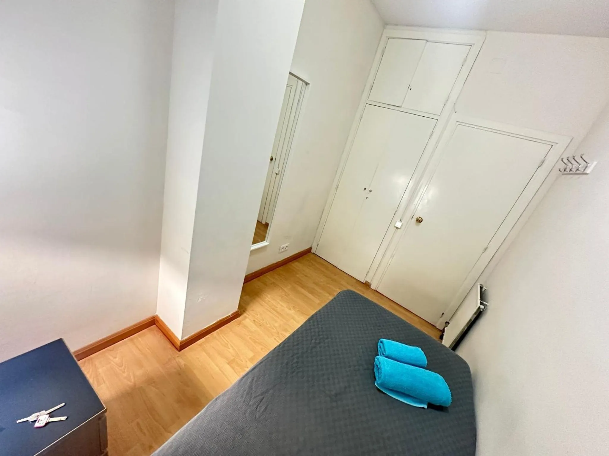 Bed in Habitaciones Paris