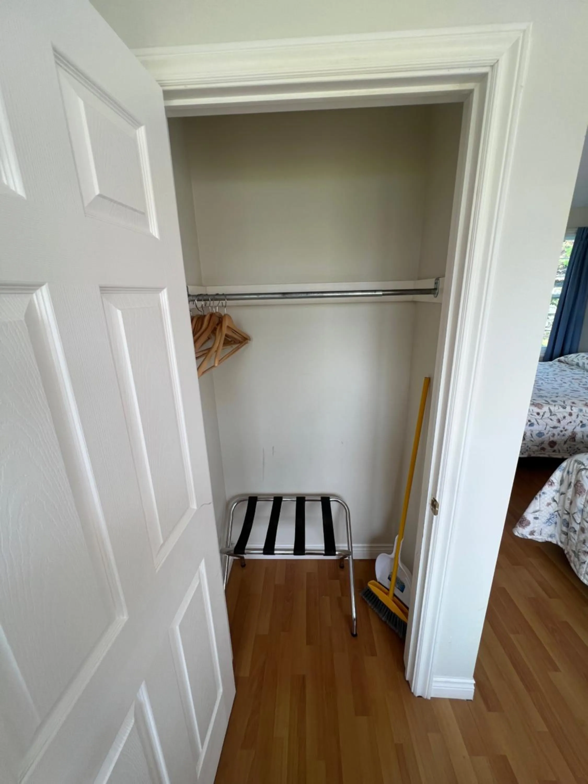 flat iron in The Cavendish Motel