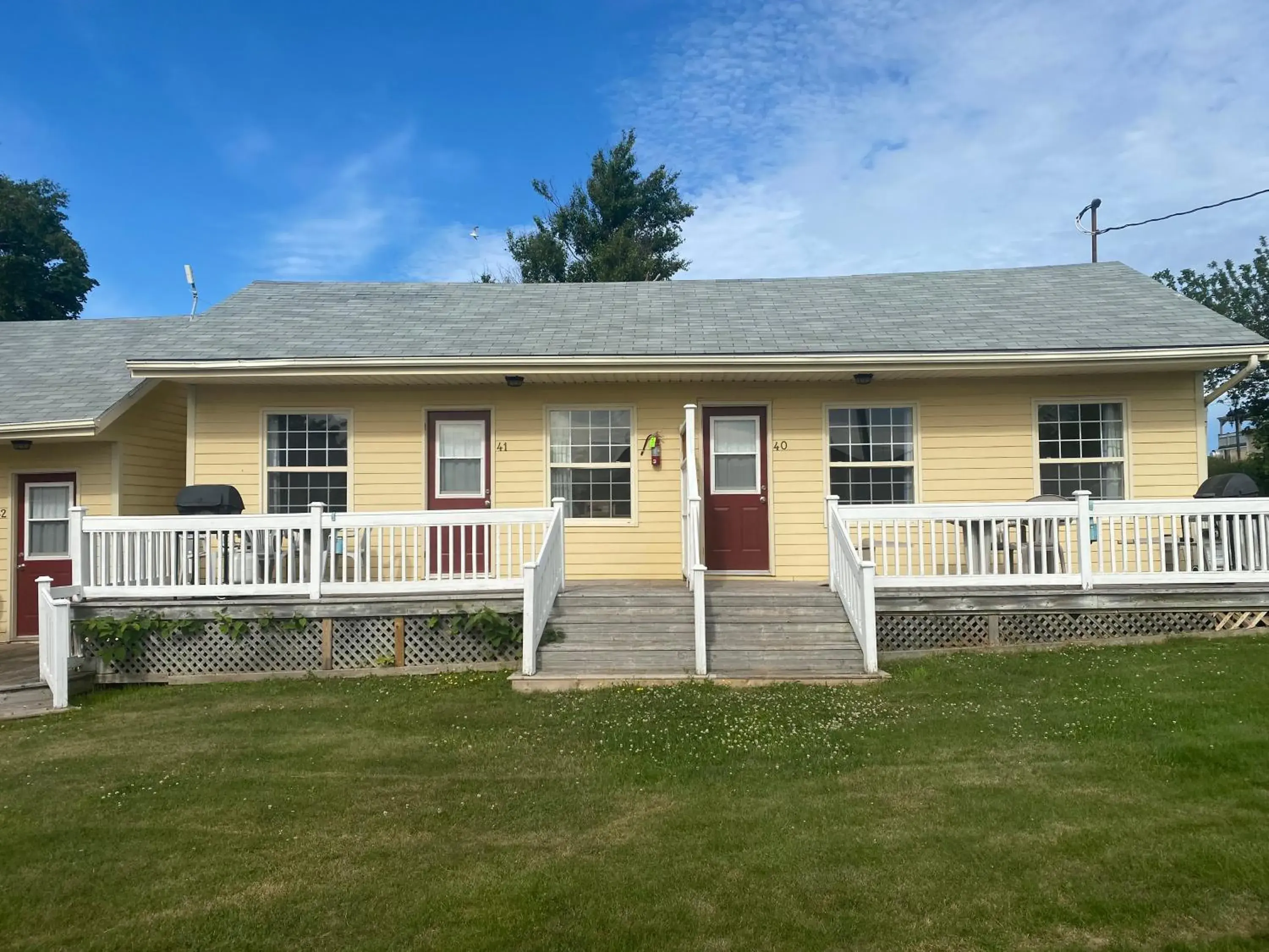 Deluxe Queen Studio in The Cavendish Motel Deluxe Queen Studio in The Cavendish Motel