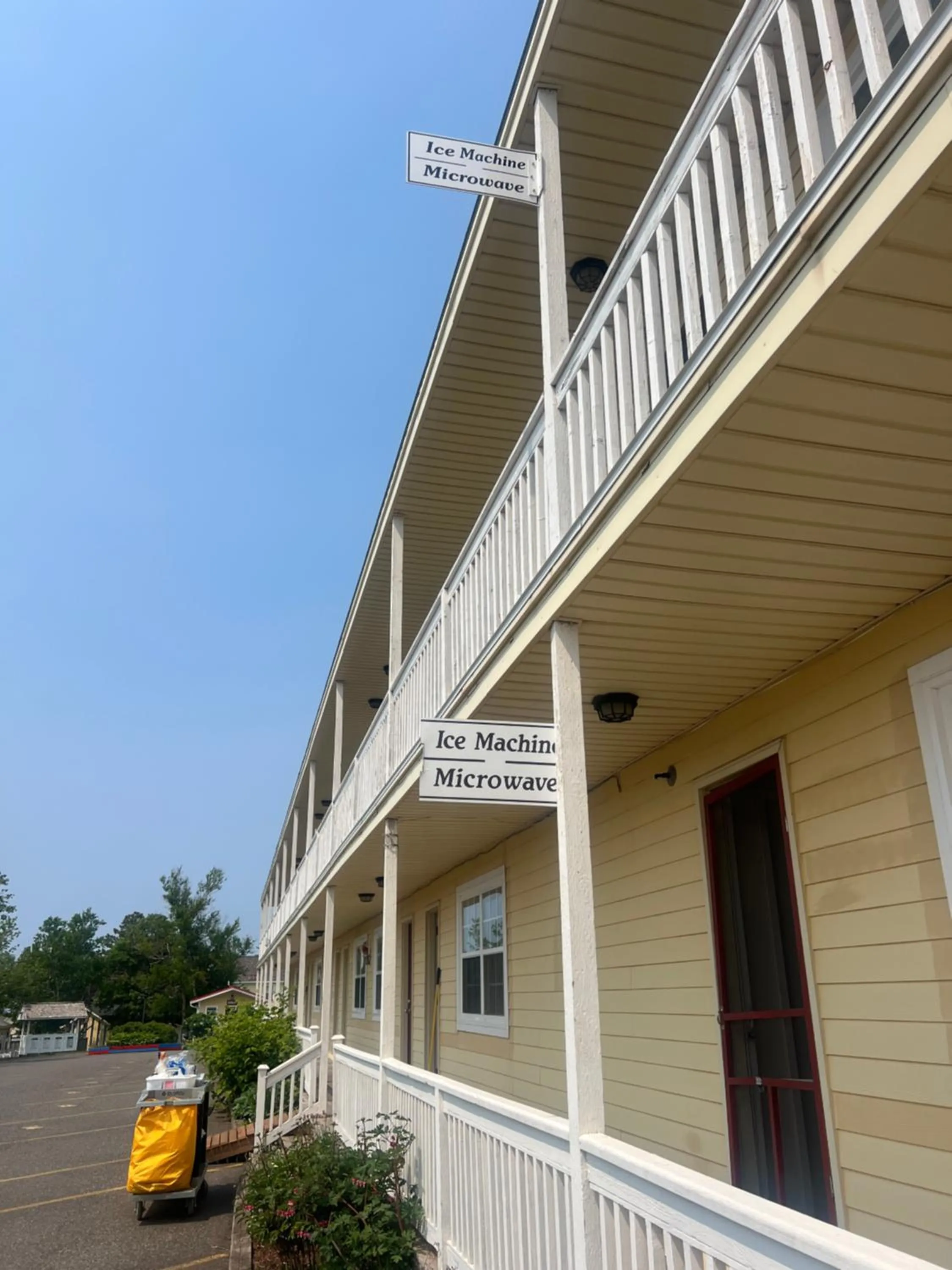 Property building in The Cavendish Motel