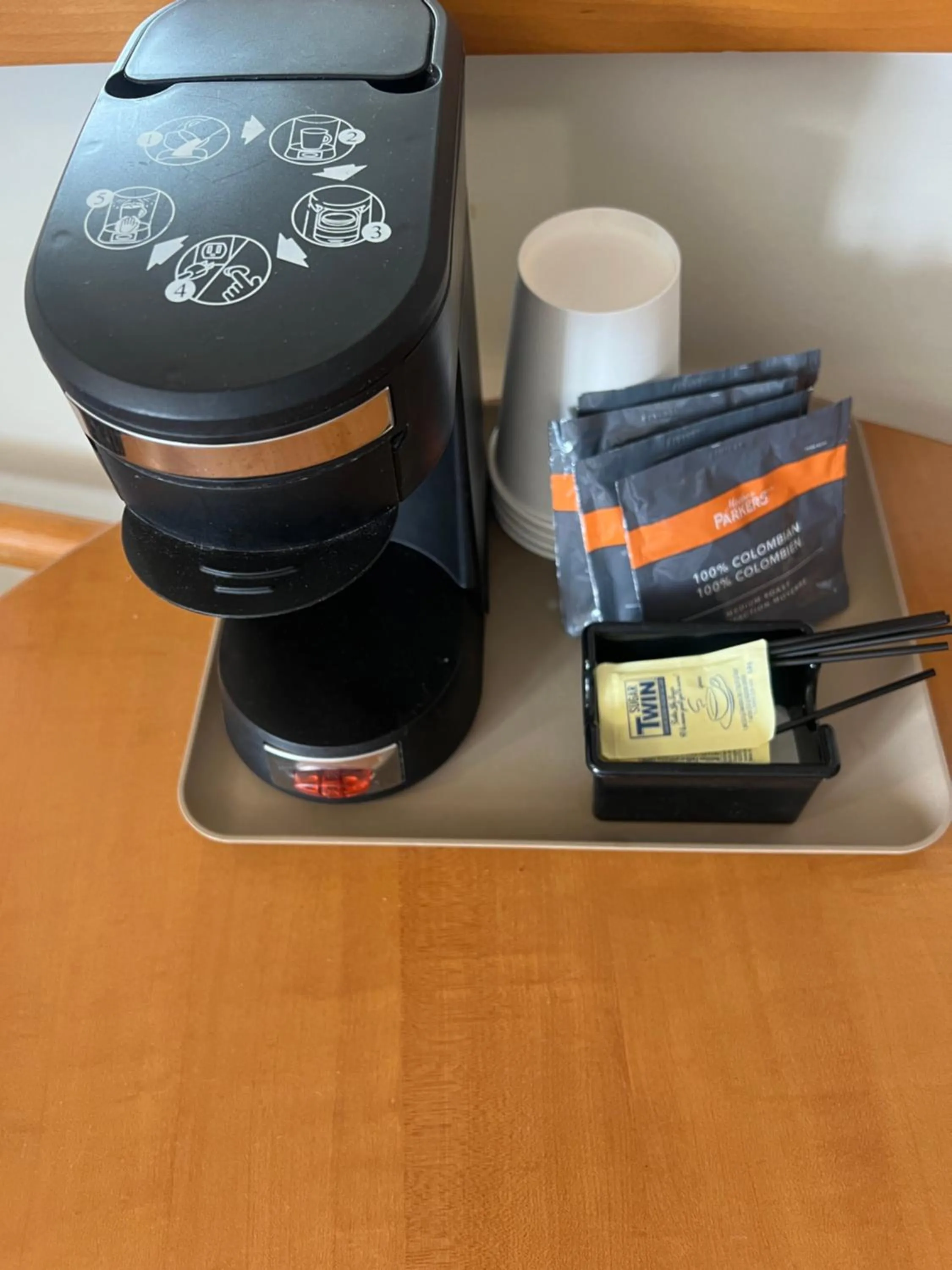 Coffee/tea facilities in The Cavendish Motel