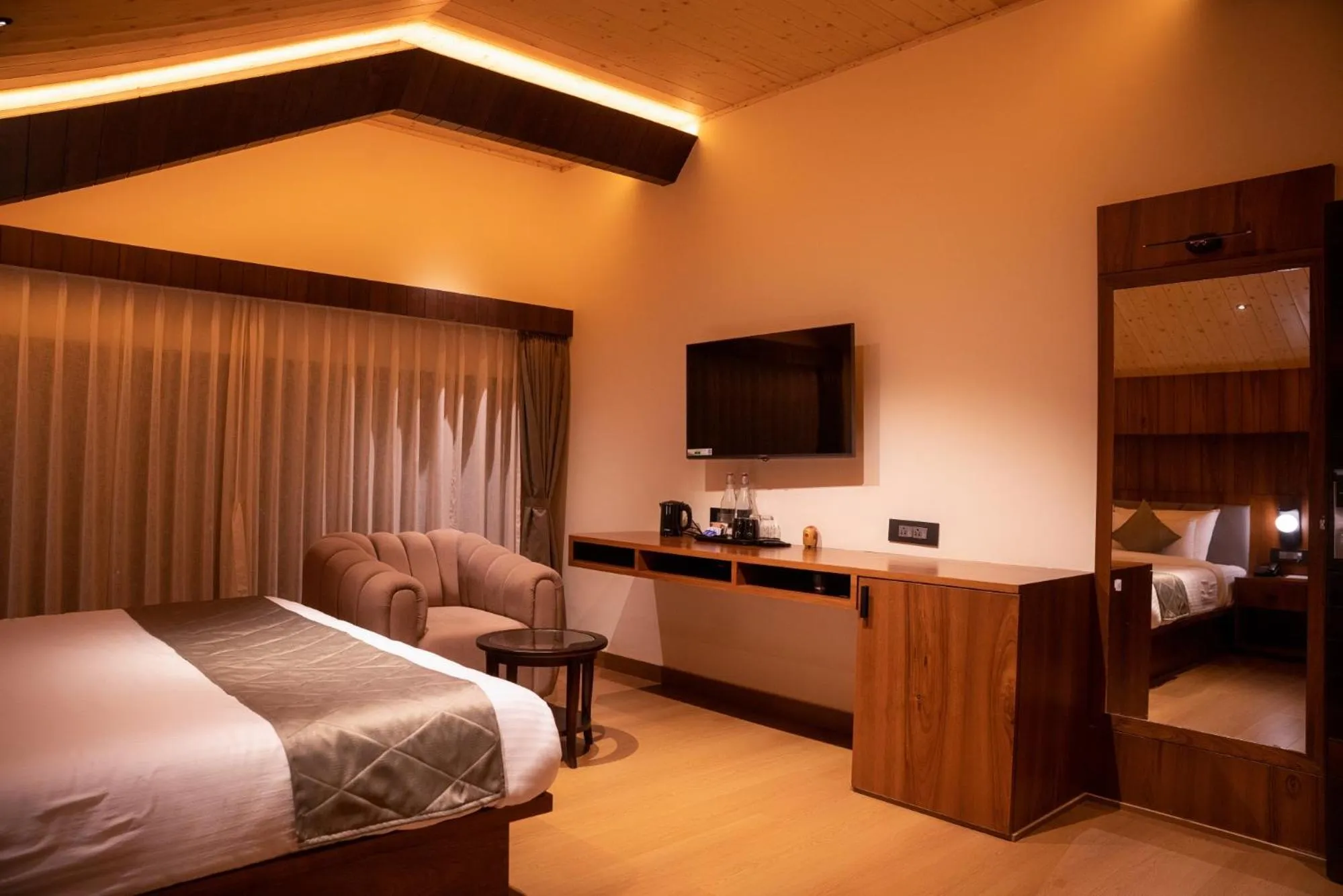 Bedroom, Bed in Evara Hills, Gangtok