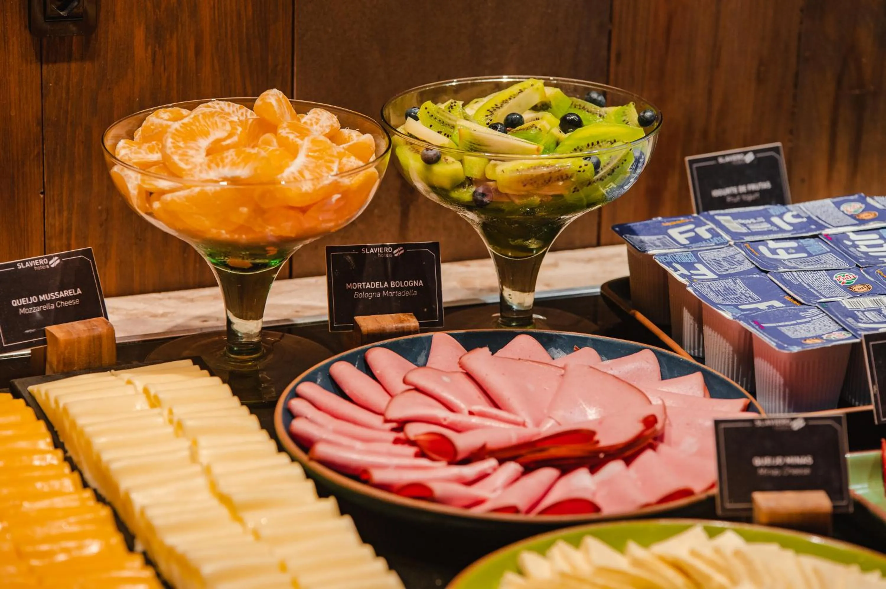 Restaurant/places to eat in Brut by Slaviero Hotéis