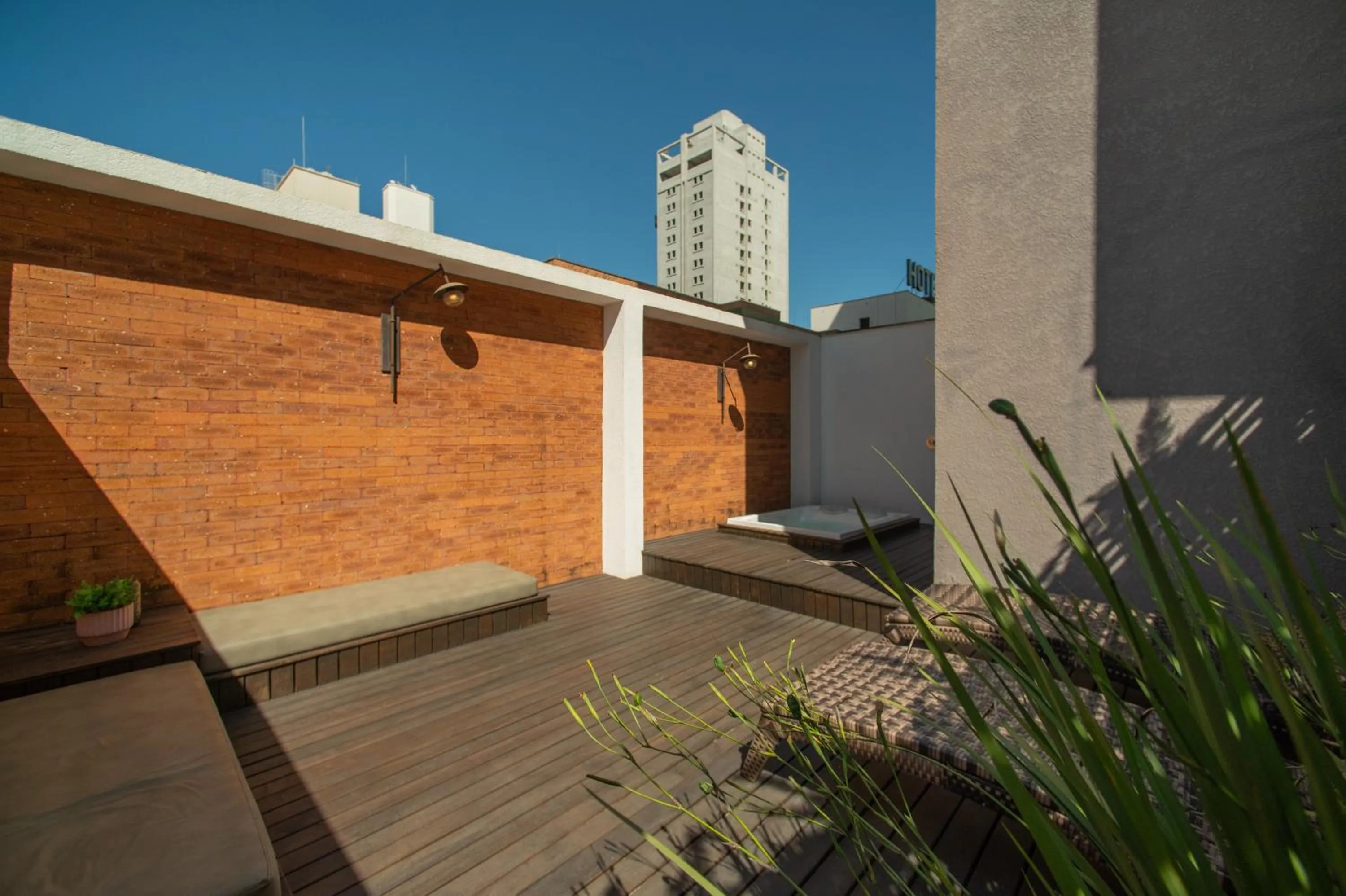 Property building in Brut by Slaviero Hotéis