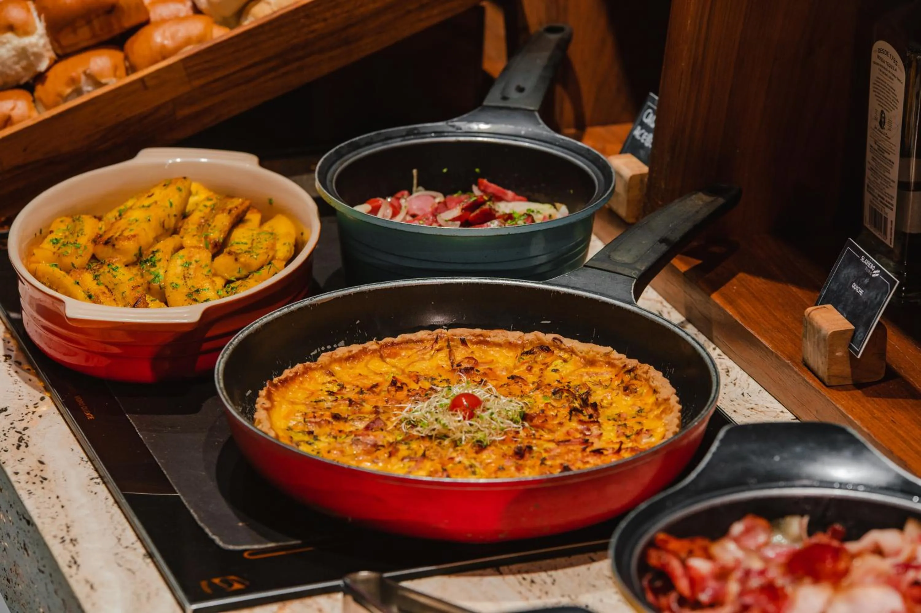 Restaurant/places to eat in Brut by Slaviero Hotéis