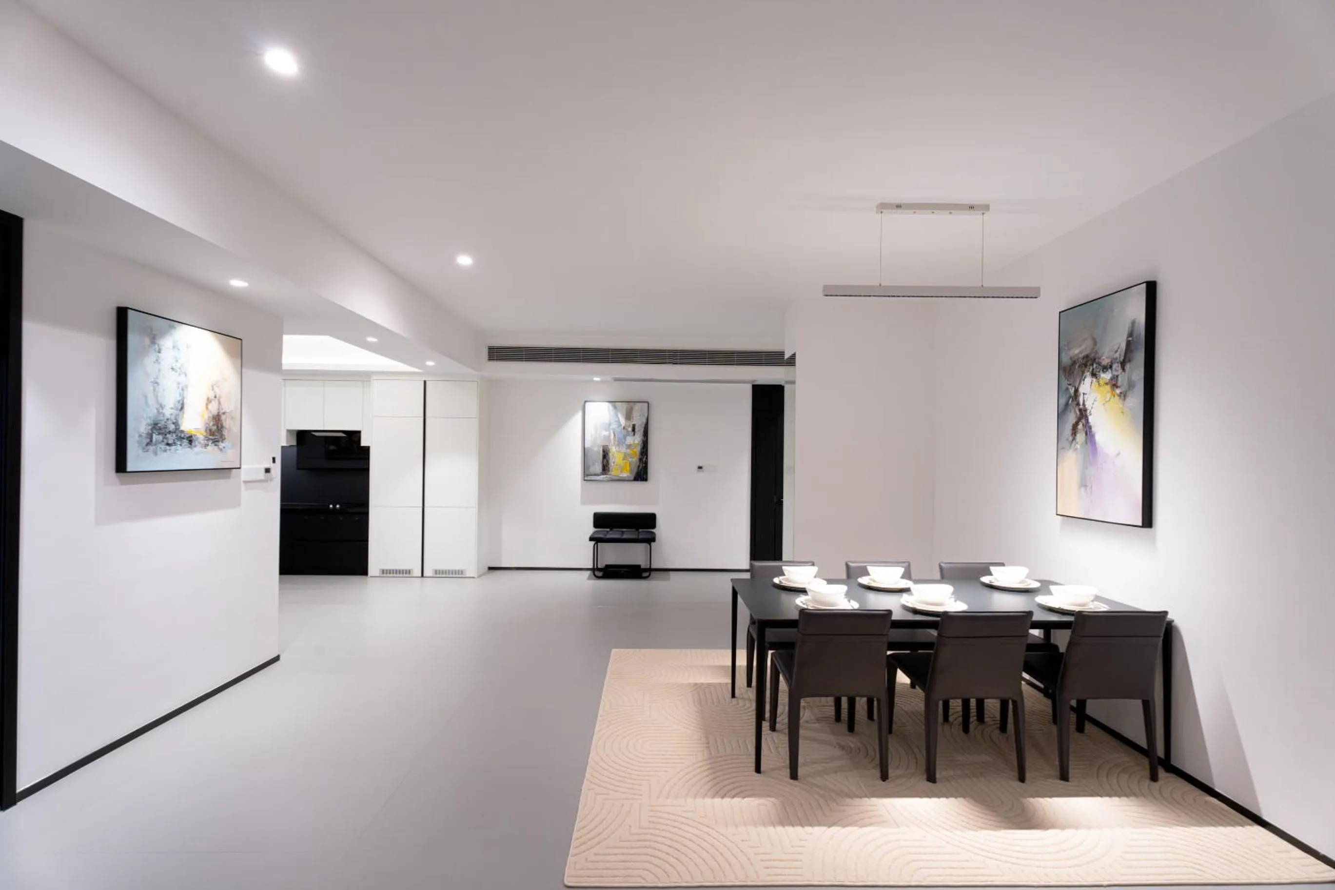 Dining area in One Riviera Hotel and Residences