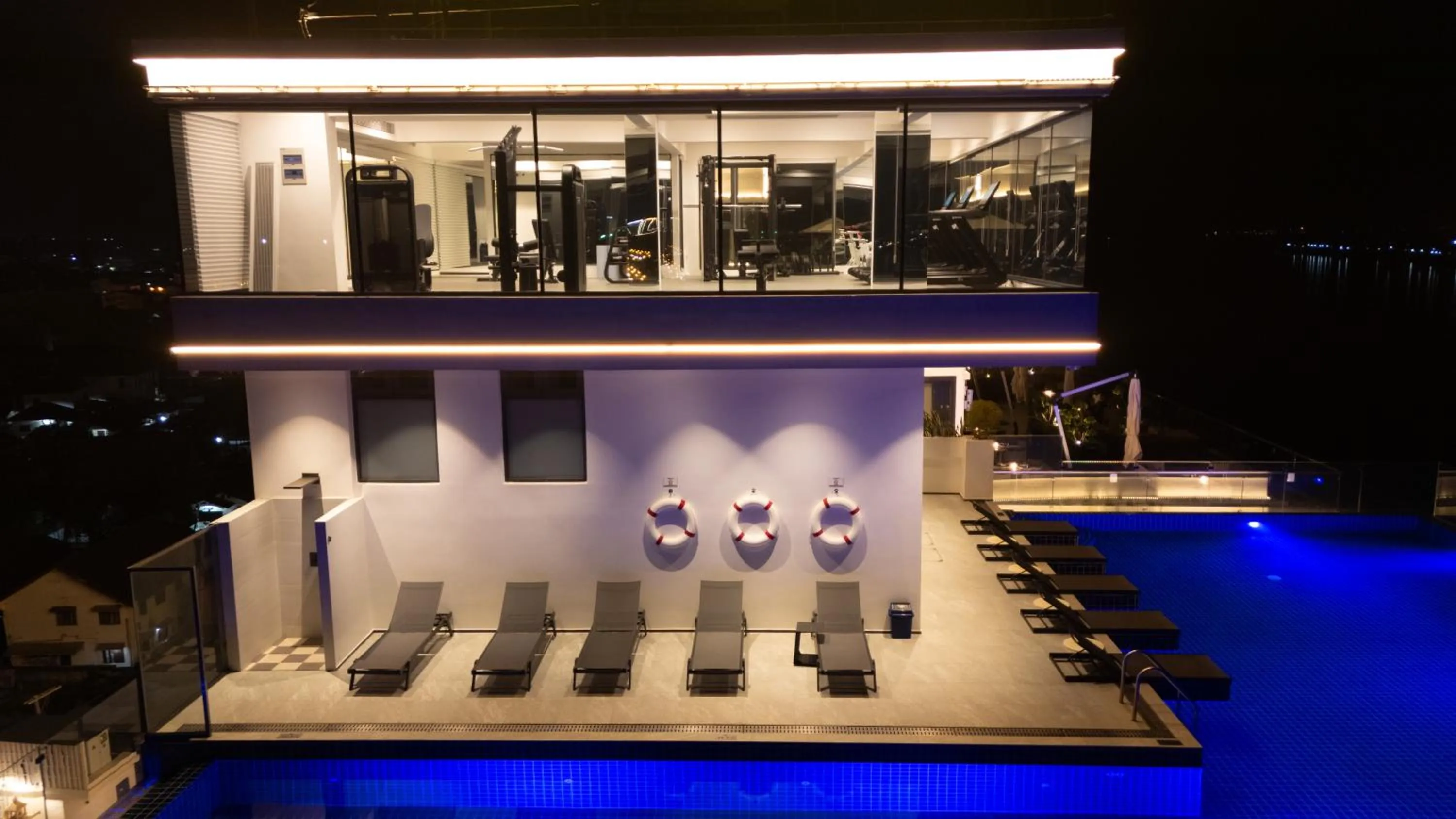 Swimming pool in One Riviera Hotel and Residences