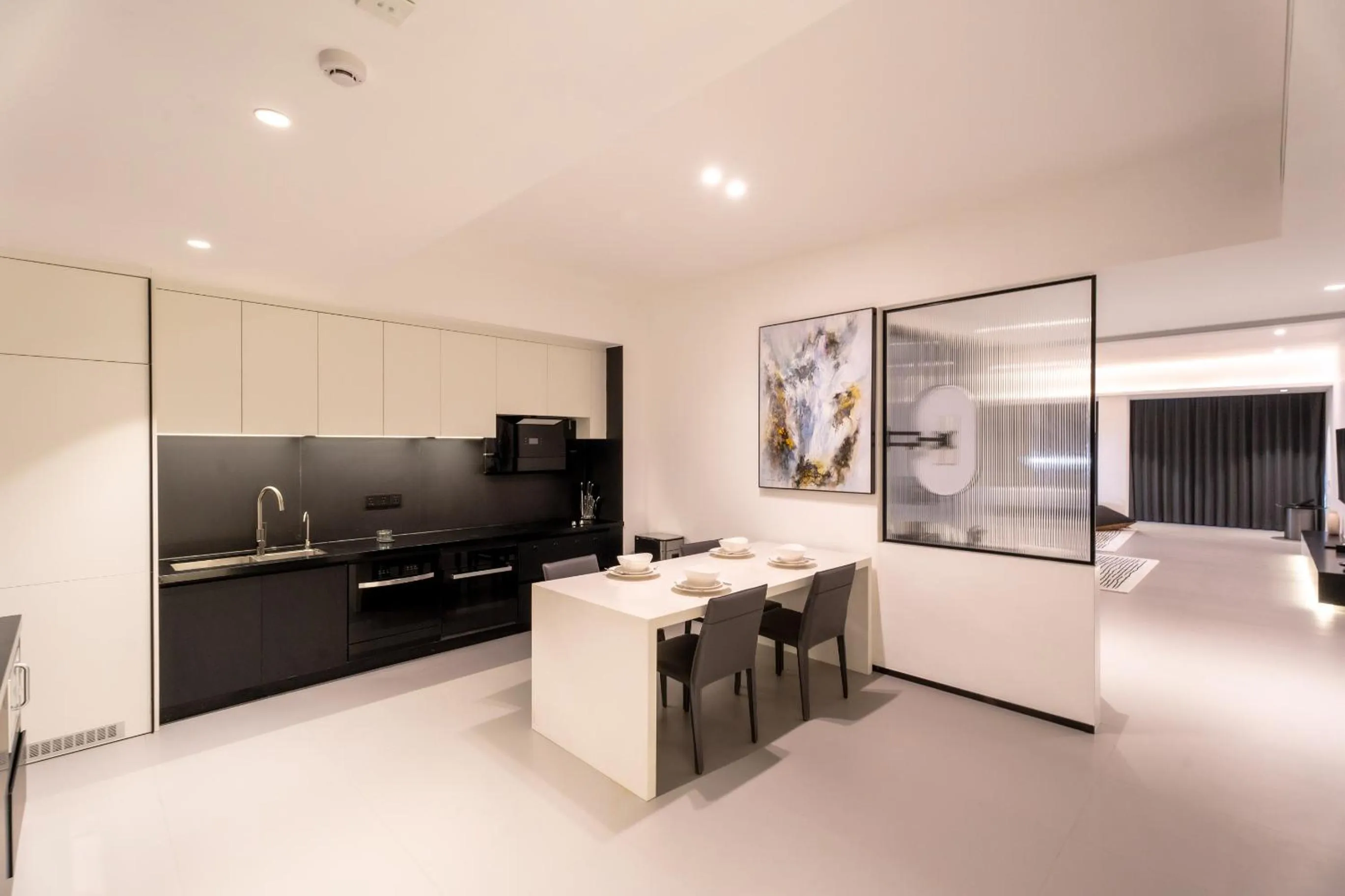 Kitchen or kitchenette in One Riviera Hotel and Residences