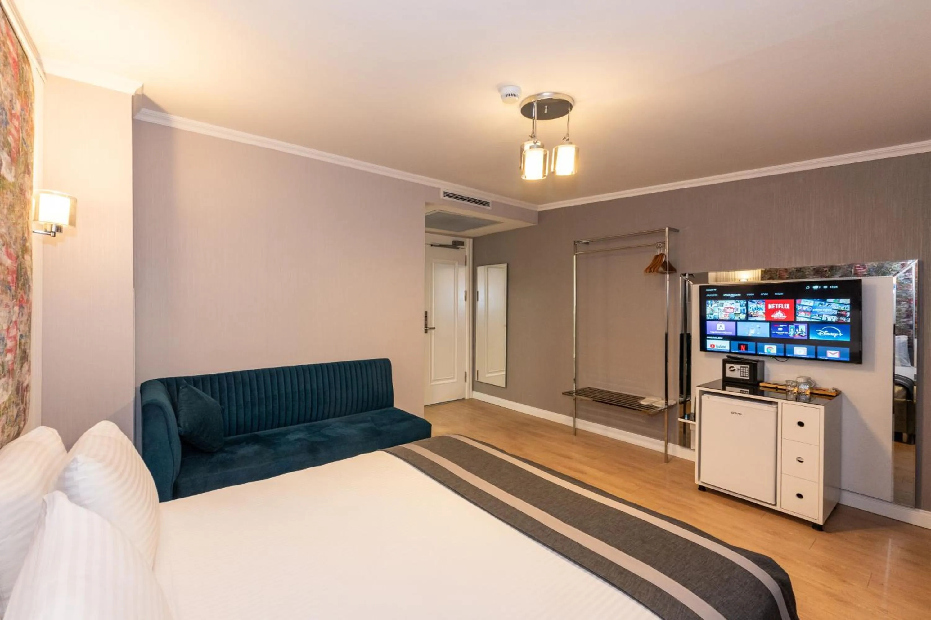 TV and multimedia, Bed in The Now Hotel