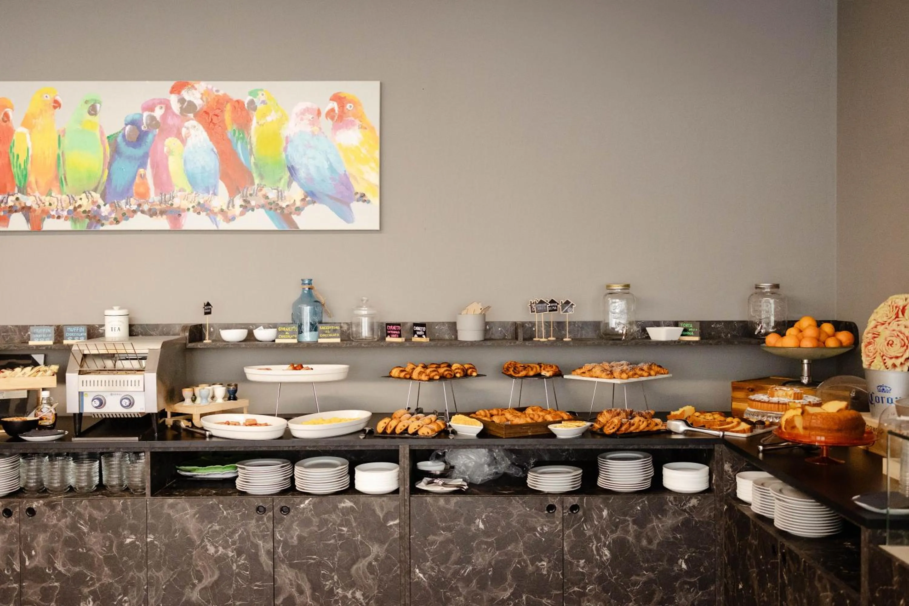 Food and drinks in Hotel Club La Villa