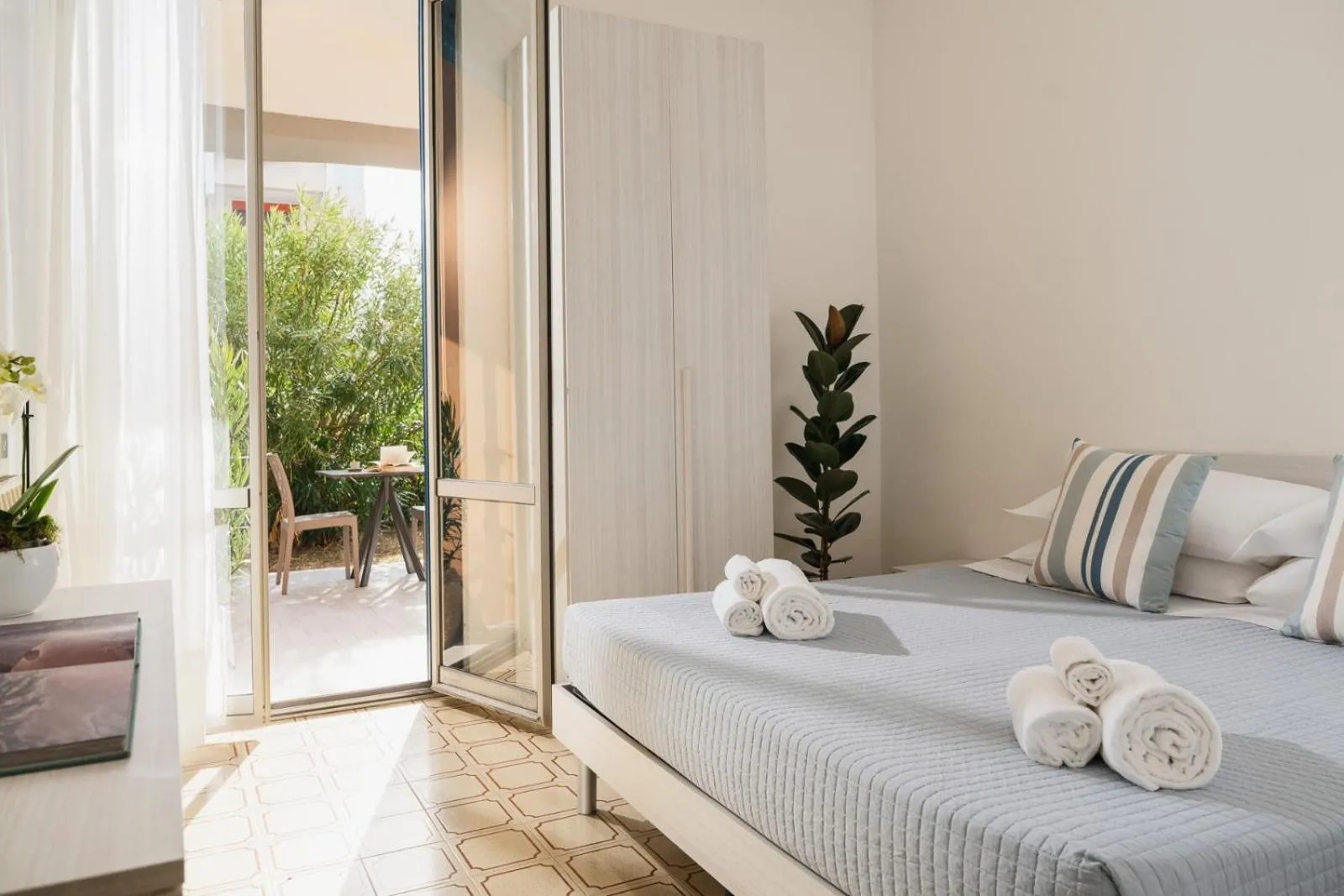 Bed in Hotel Club La Villa