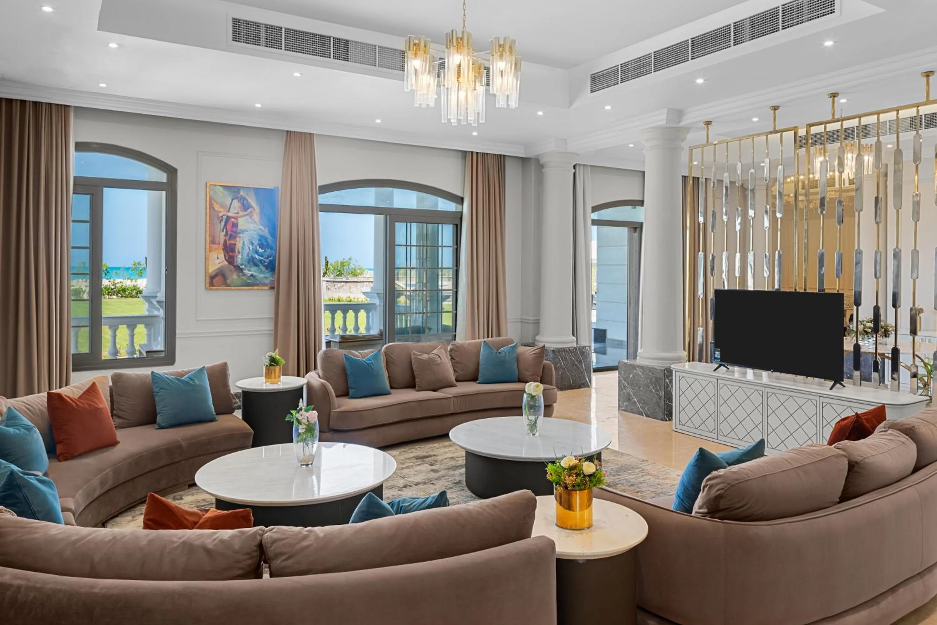 Seating area in Crystal Lotus Luxury Palace - By Pickalbatros