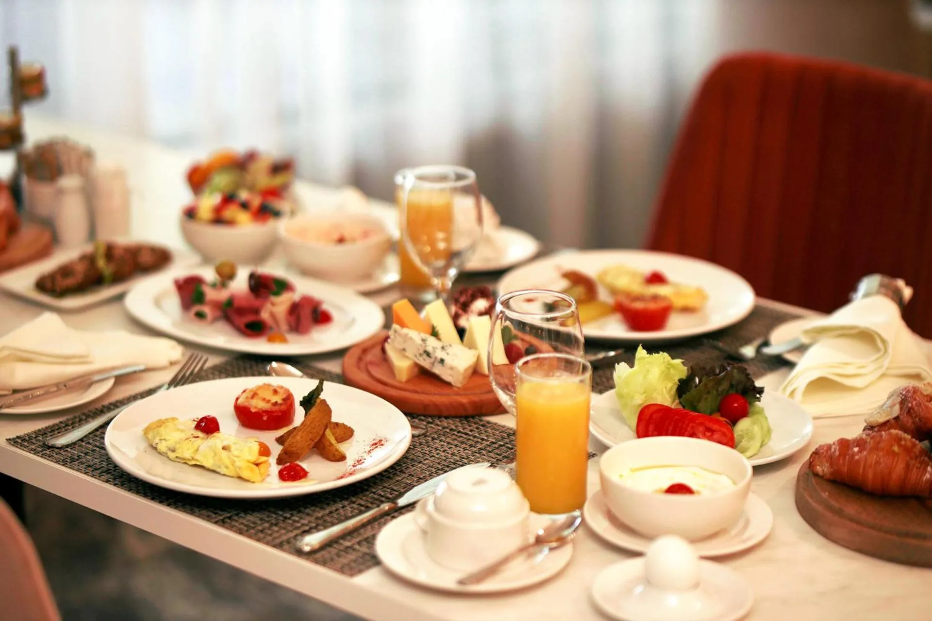 Continental breakfast in Crystal Lotus Luxury Palace - By Pickalbatros